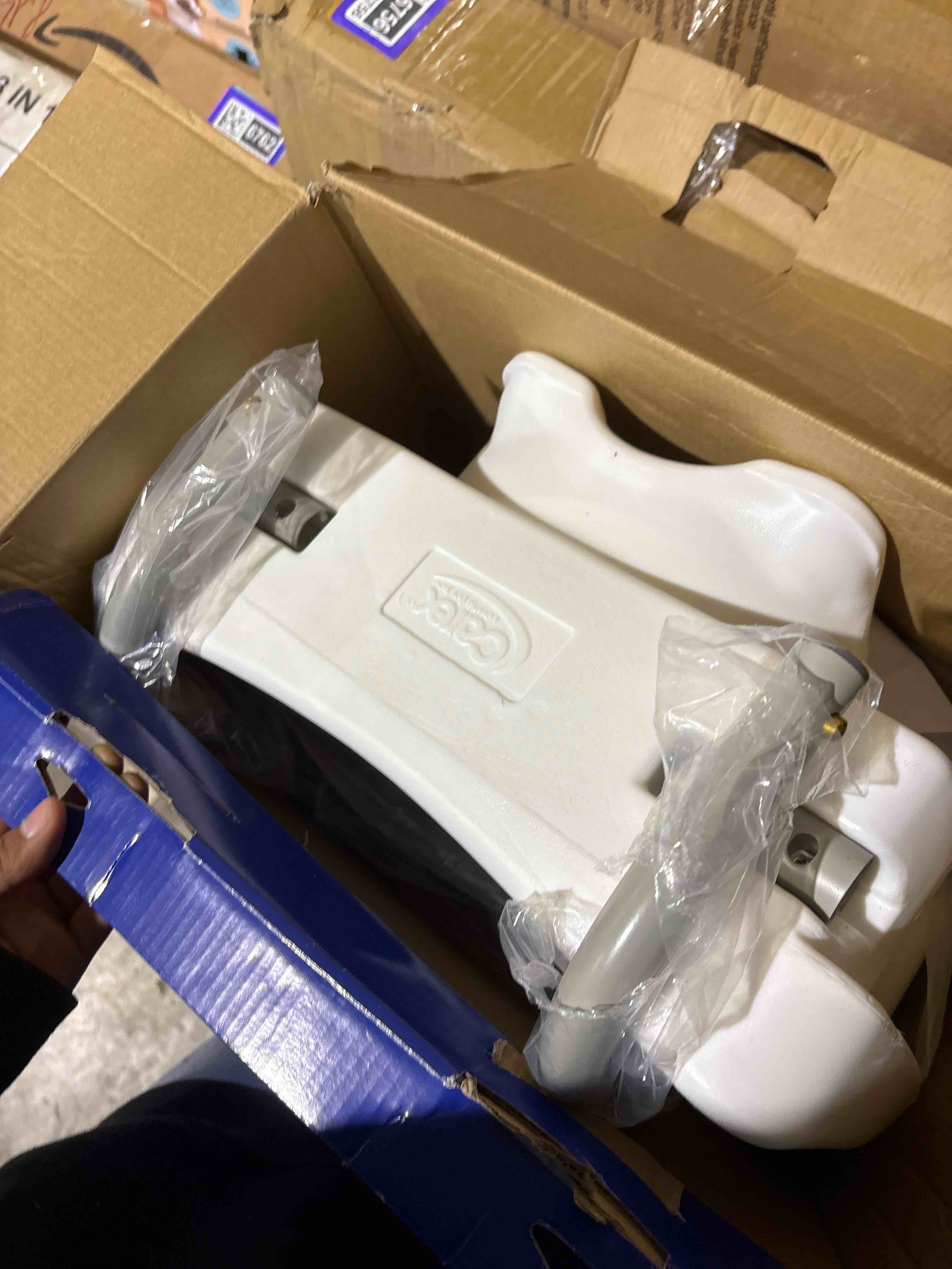 https://s3.amazonaws.com/lotting-images-prod/phillipi/PPE2336771_1750774754873.jpeg