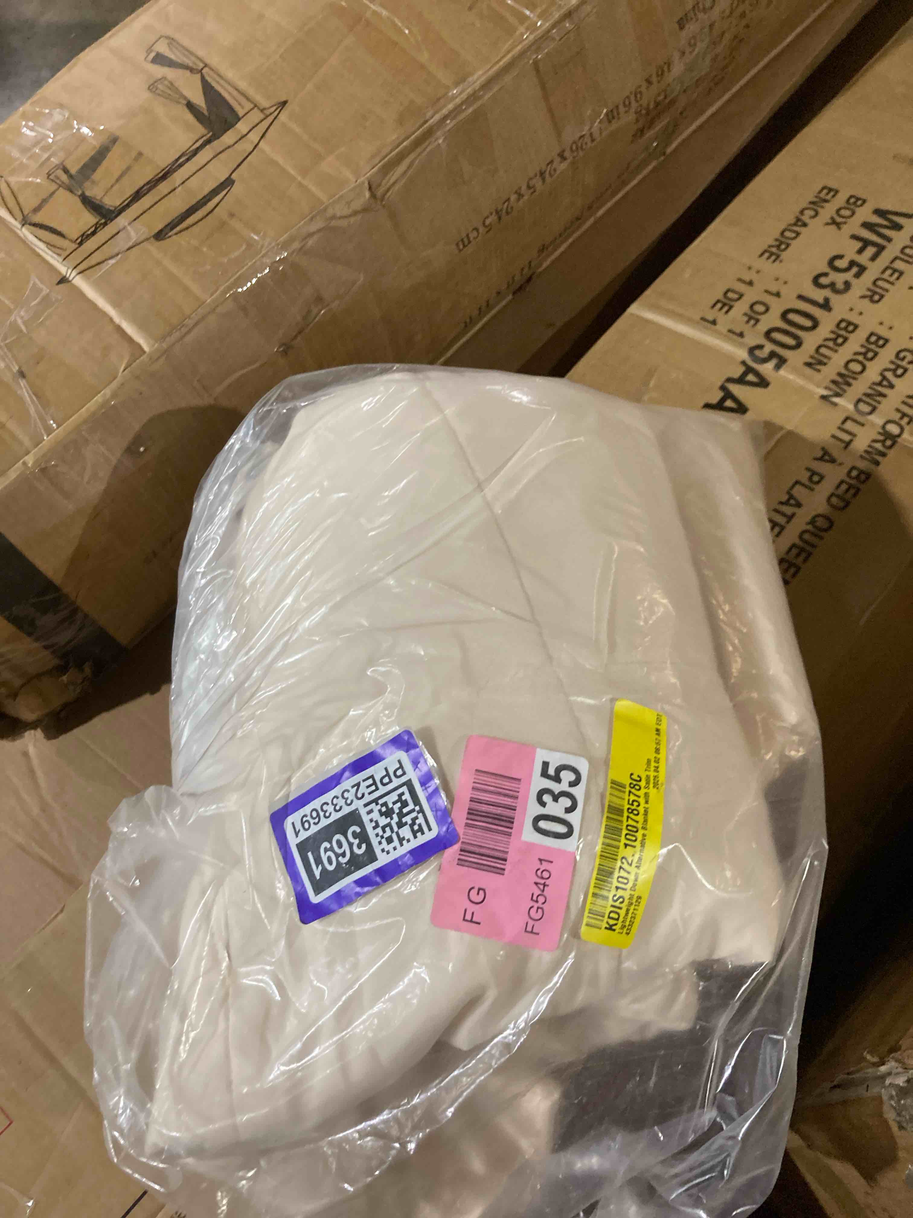https://s3.amazonaws.com/lotting-images-prod/phillipi/PPE2336782_1750777165204.jpeg