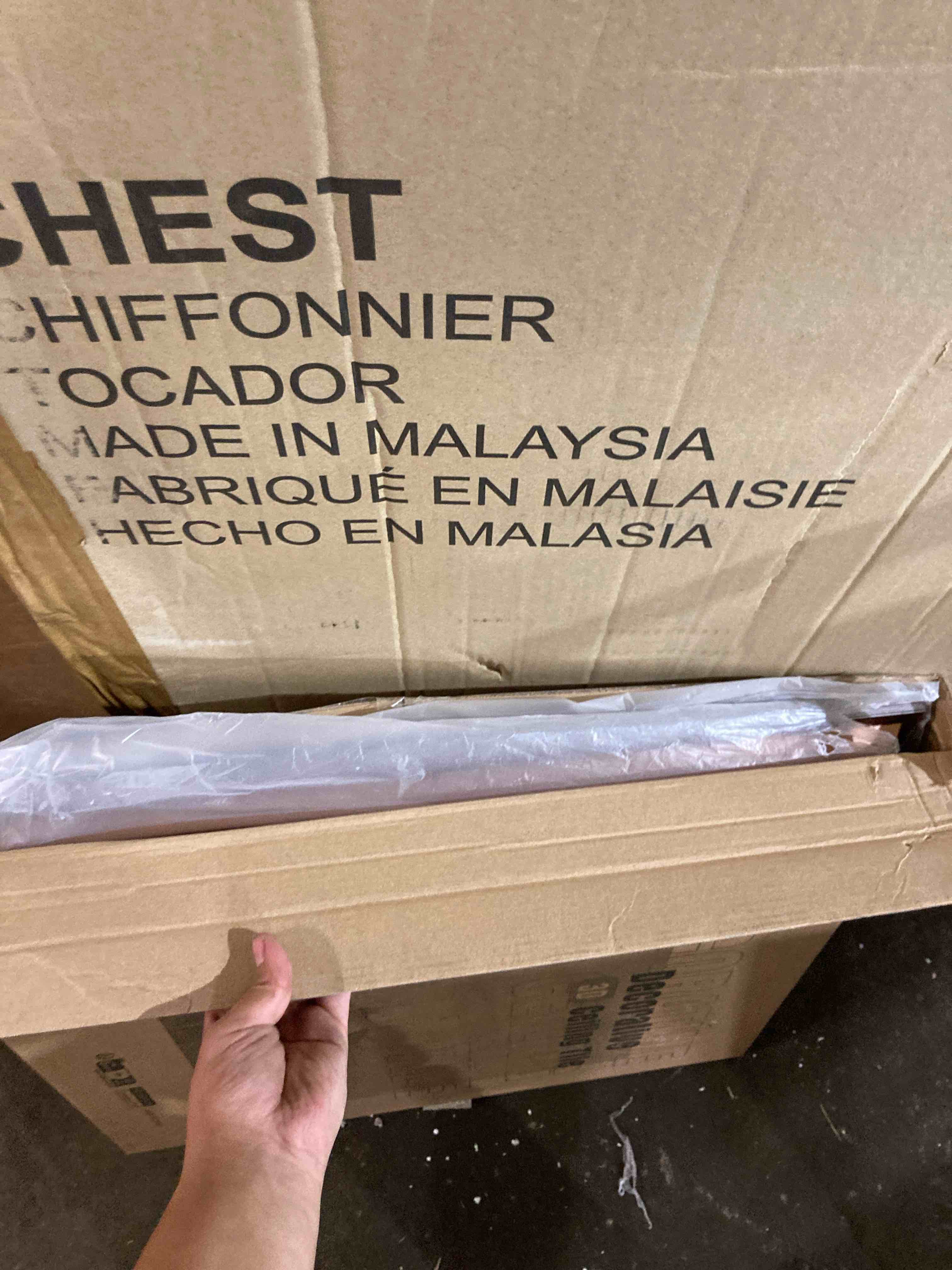 https://s3.amazonaws.com/lotting-images-prod/phillipi/PPE2336844_1750866158396.jpeg