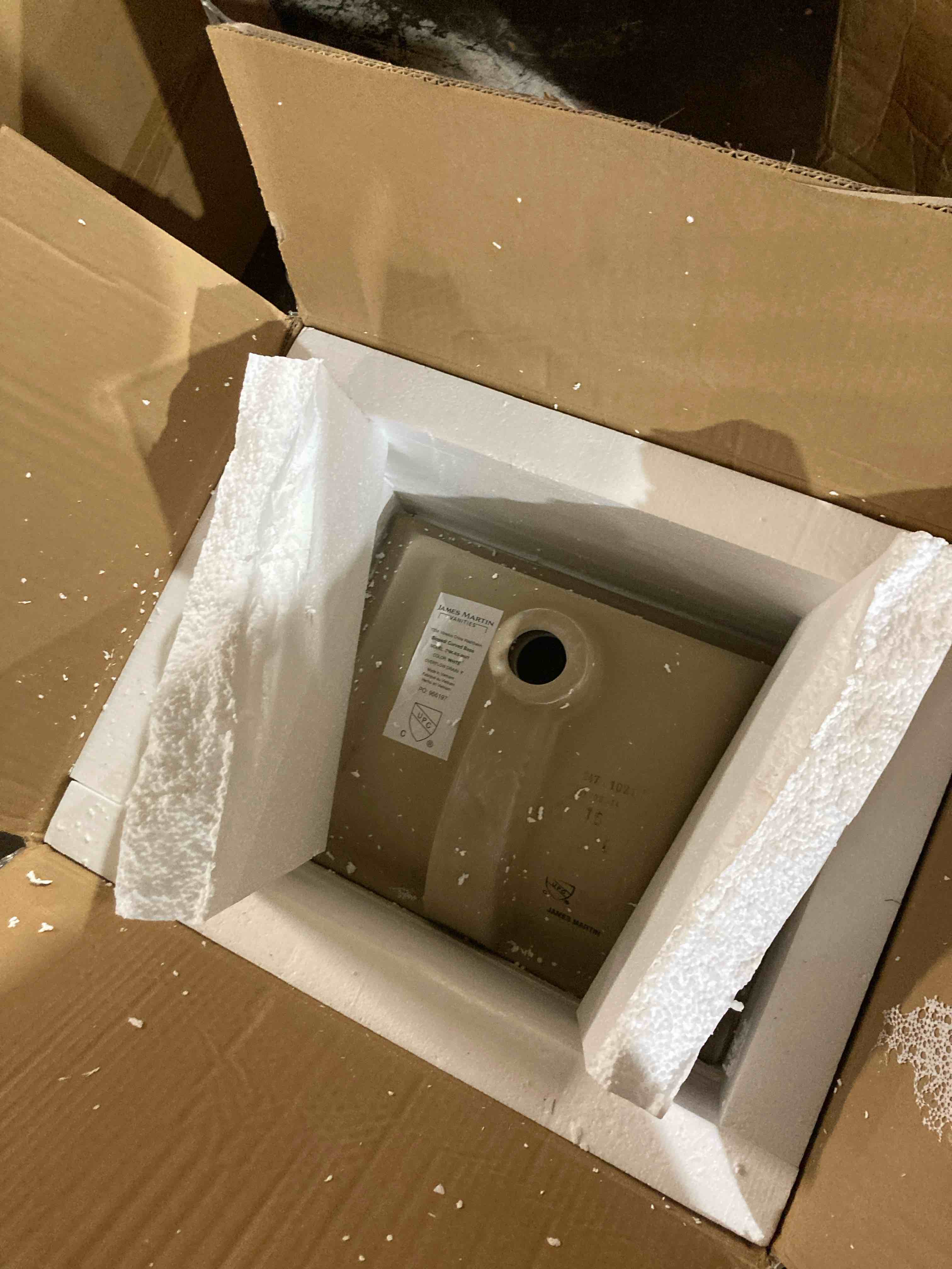 https://s3.amazonaws.com/lotting-images-prod/phillipi/PPE2336845_1750866294615.jpeg