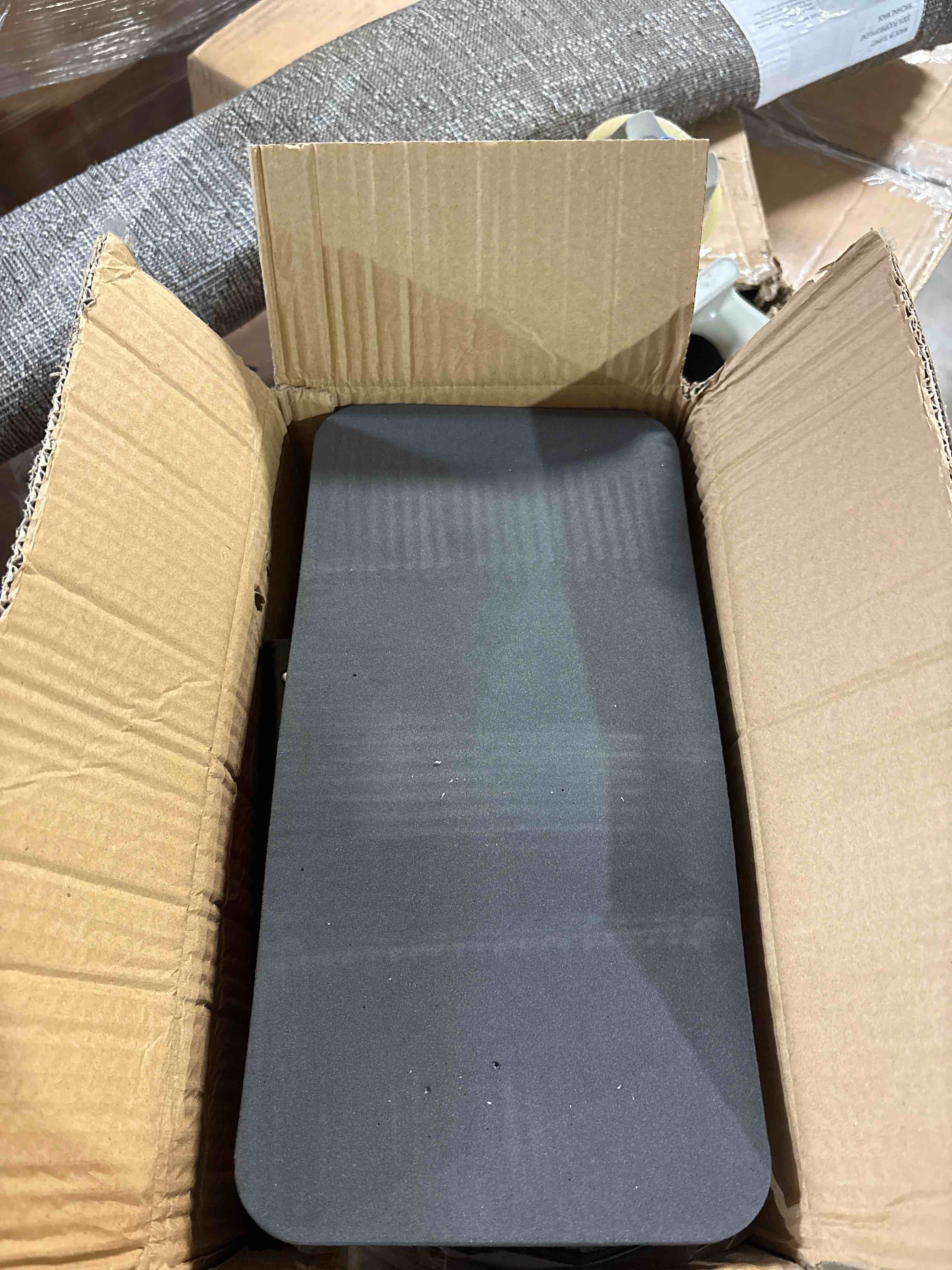 https://s3.amazonaws.com/lotting-images-prod/phillipi/PPE2336879_1750945247083.jpeg