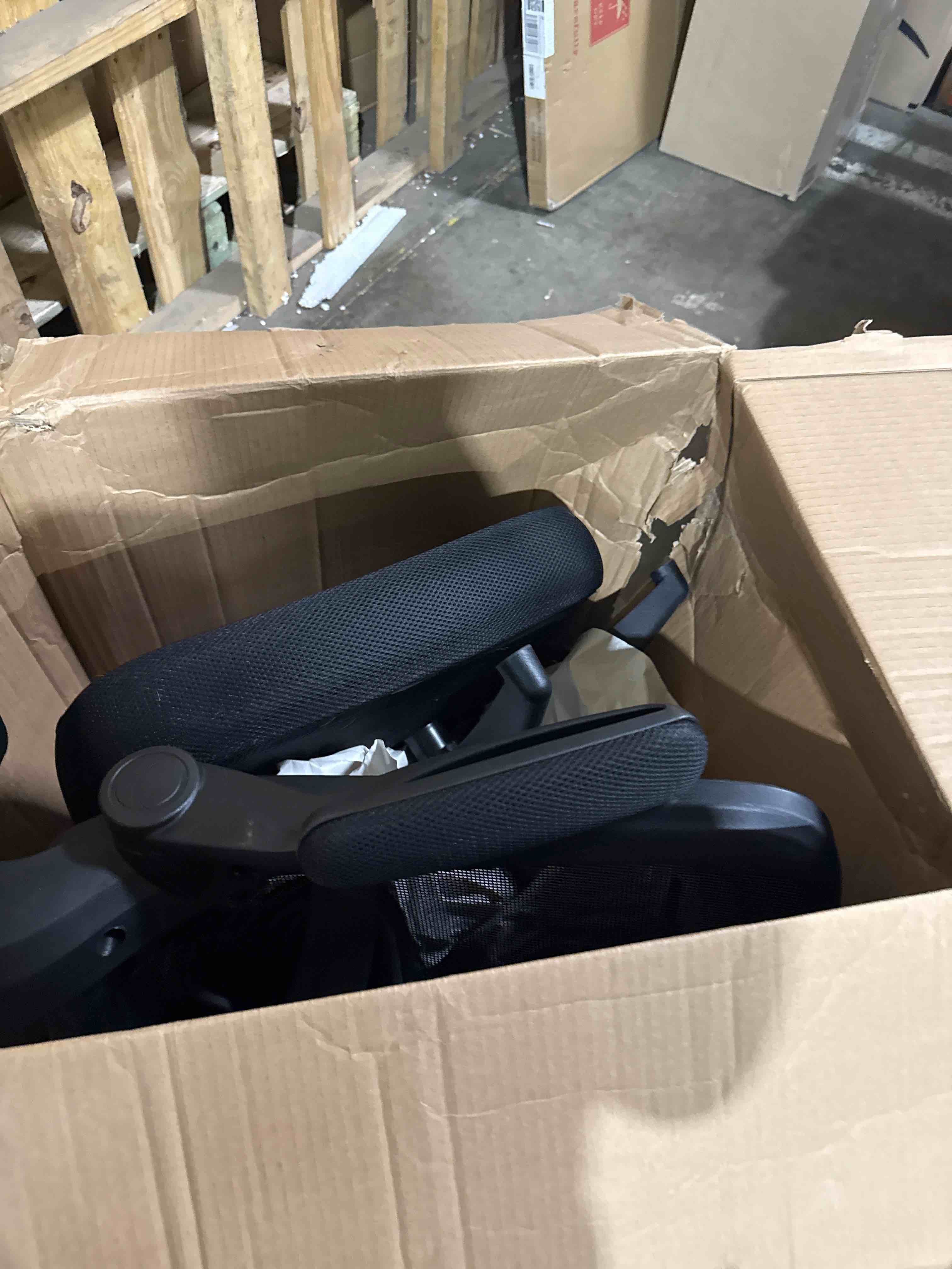 https://s3.amazonaws.com/lotting-images-prod/phillipi/PPE2336921_1751991831267.jpeg