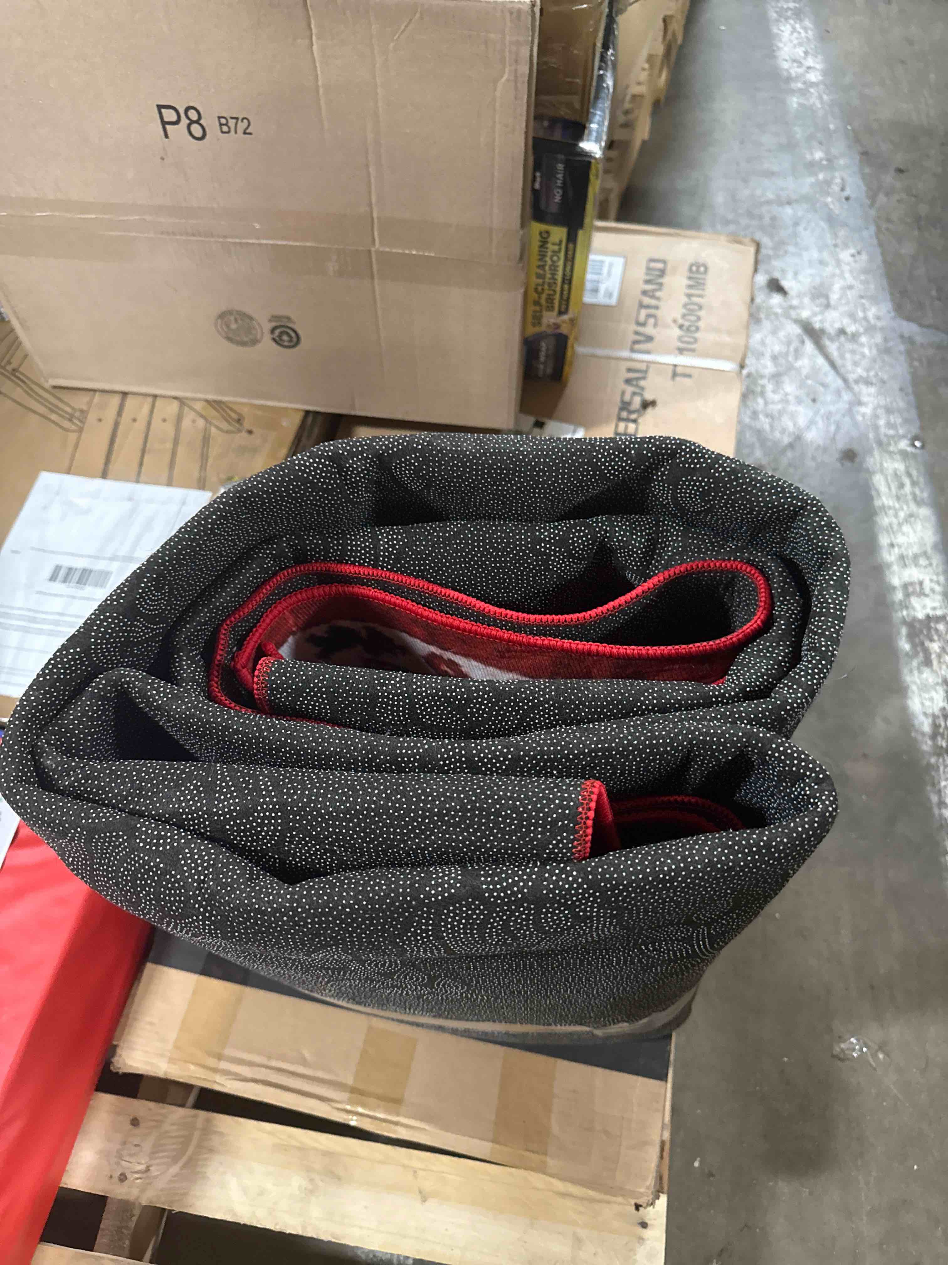 https://s3.amazonaws.com/lotting-images-prod/phillipi/PPE2336971_1752263560503.jpeg
