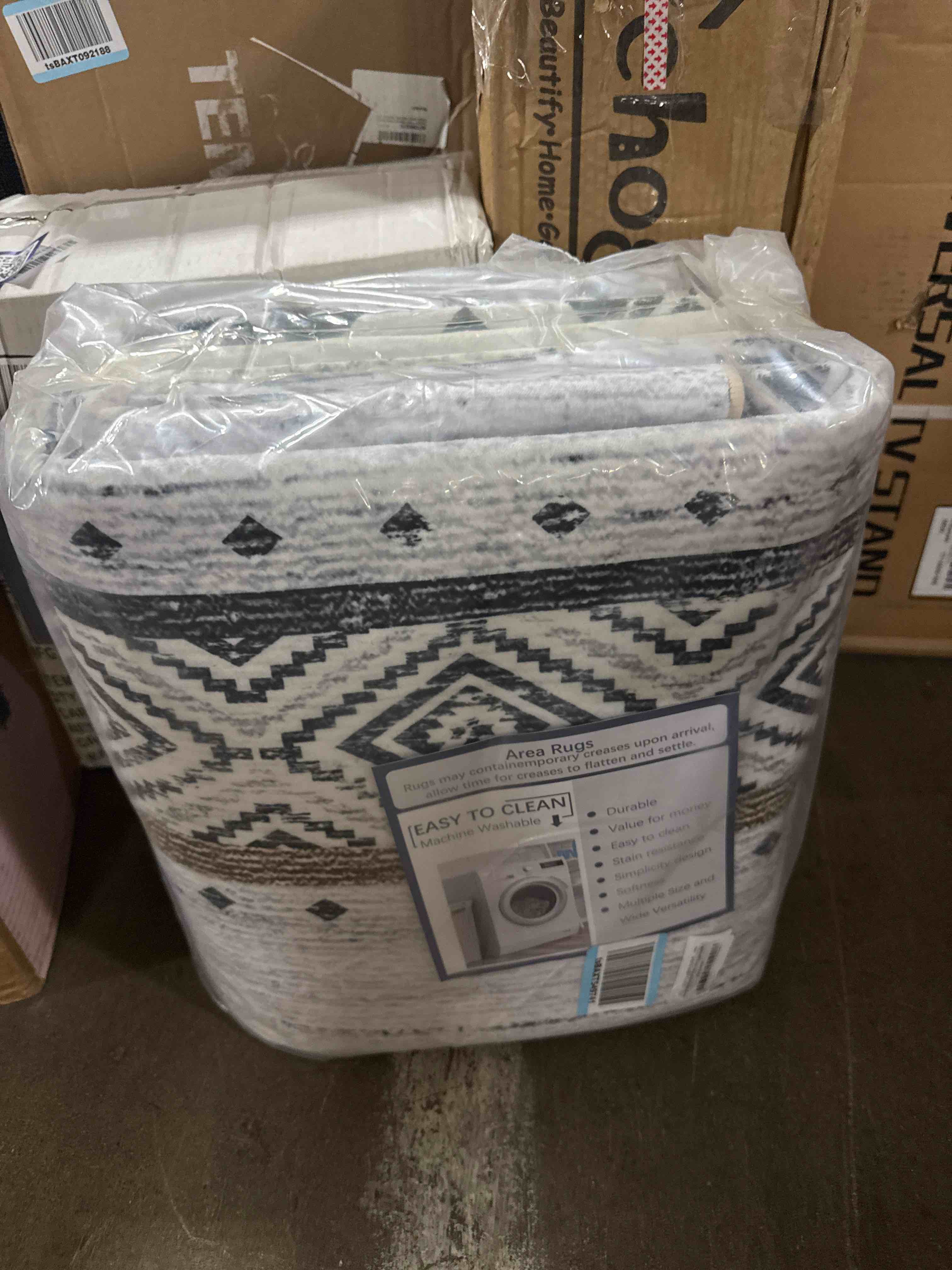 https://s3.amazonaws.com/lotting-images-prod/phillipi/PPE2336980_1752265012314.jpeg