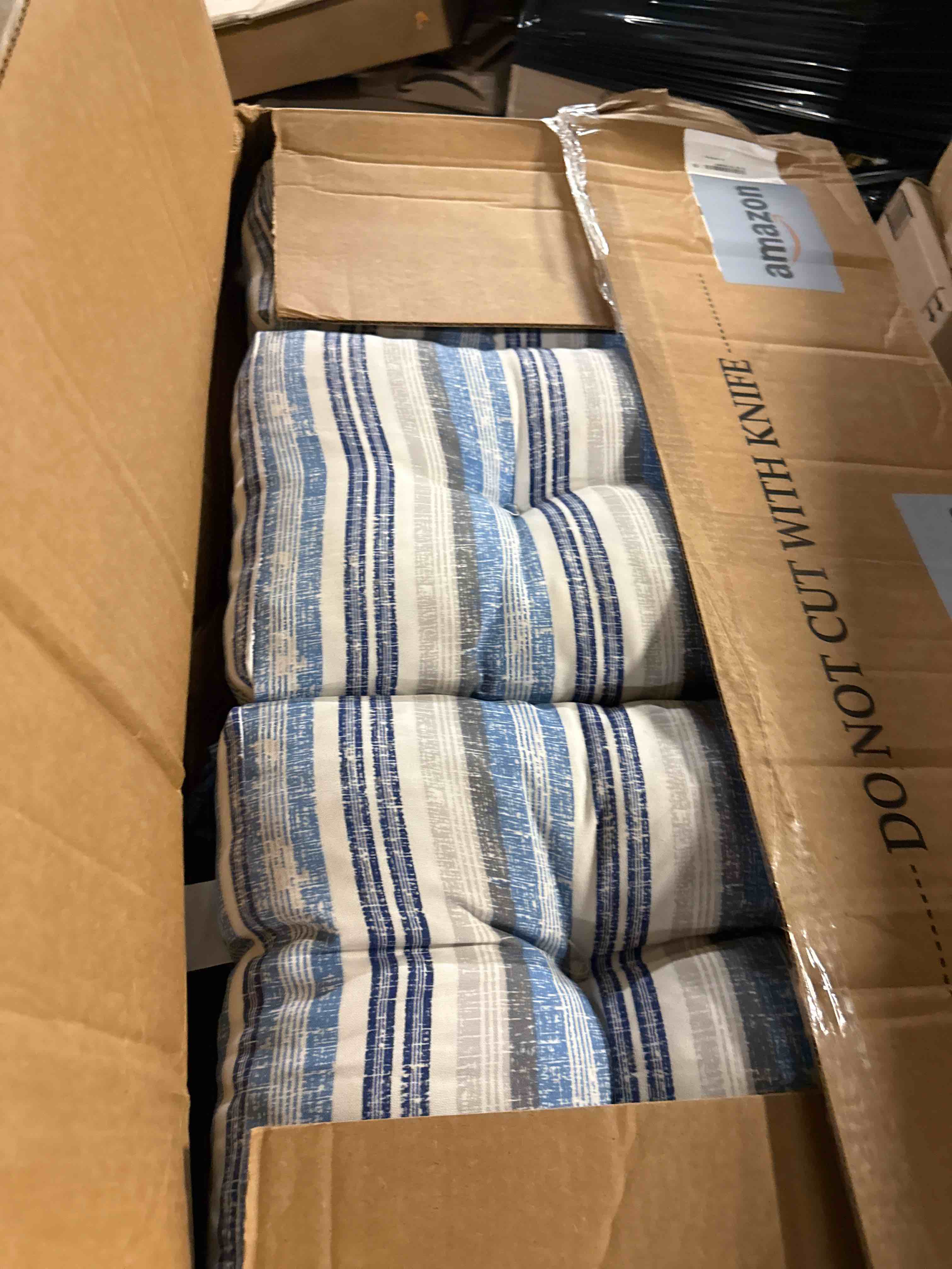 https://s3.amazonaws.com/lotting-images-prod/phillipi/PPE2337010_1752696938525.jpeg