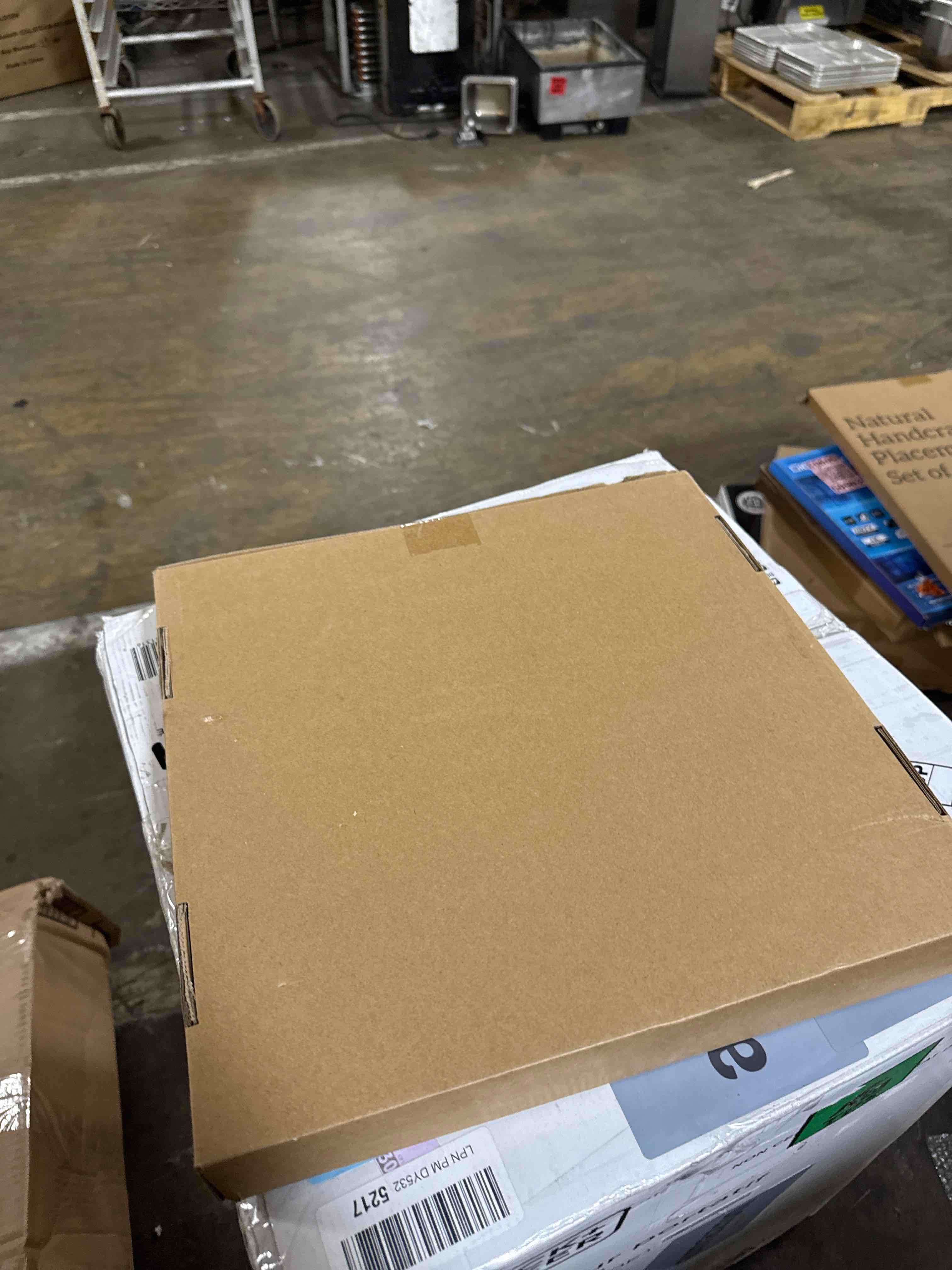 https://s3.amazonaws.com/lotting-images-prod/phillipi/PPE2337124_1753389066206.jpeg