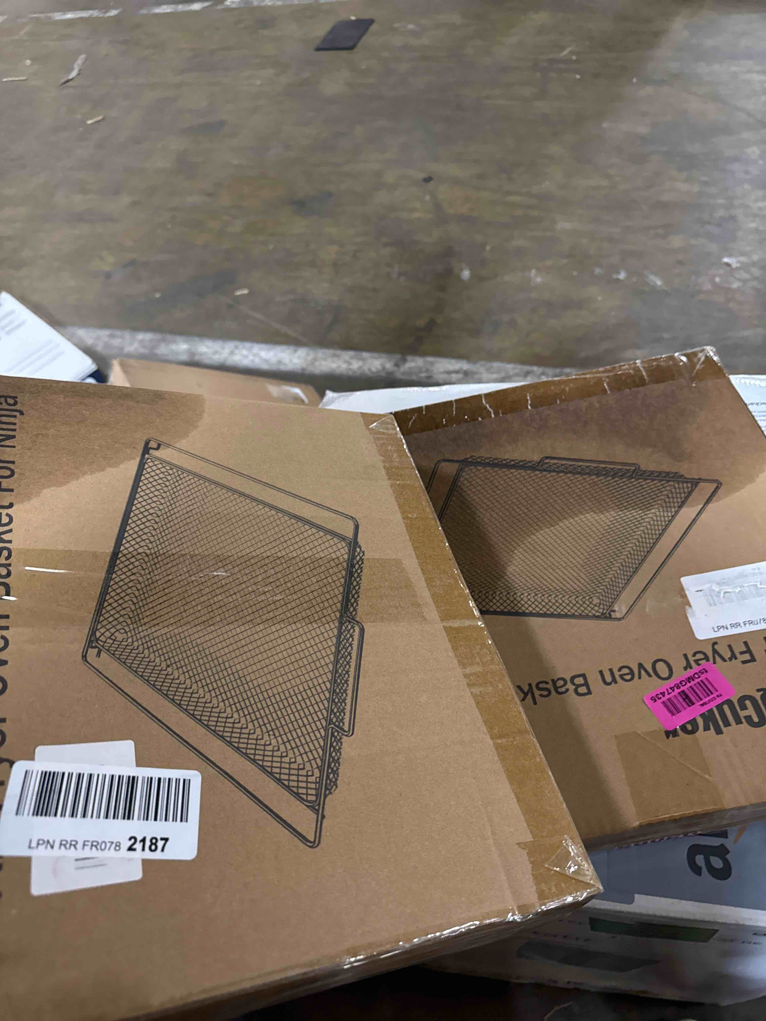 https://s3.amazonaws.com/lotting-images-prod/phillipi/PPE2337128_1753389550594.jpeg