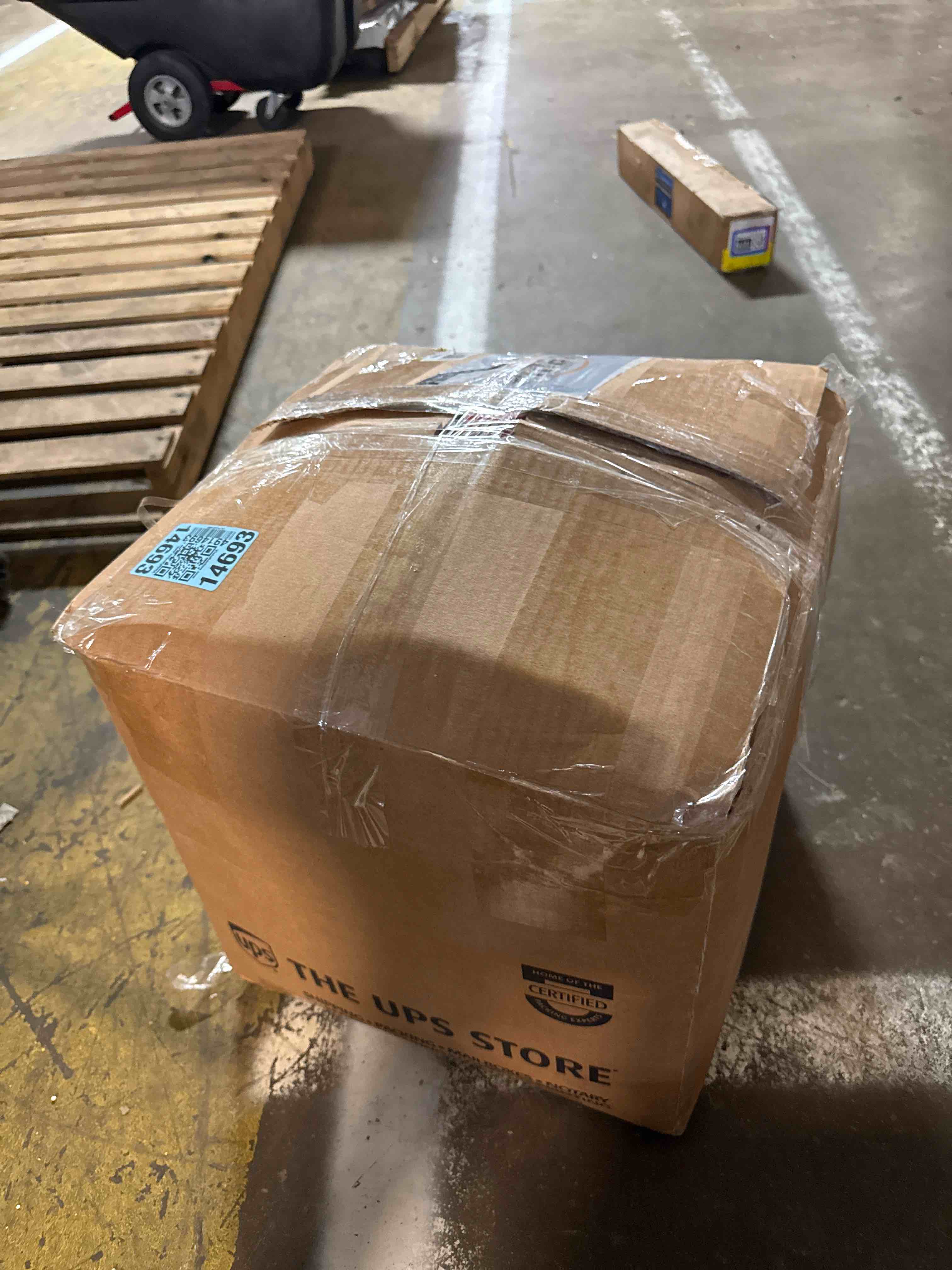 https://s3.amazonaws.com/lotting-images-prod/phillipi/PPE2337277_1753813764402.jpeg