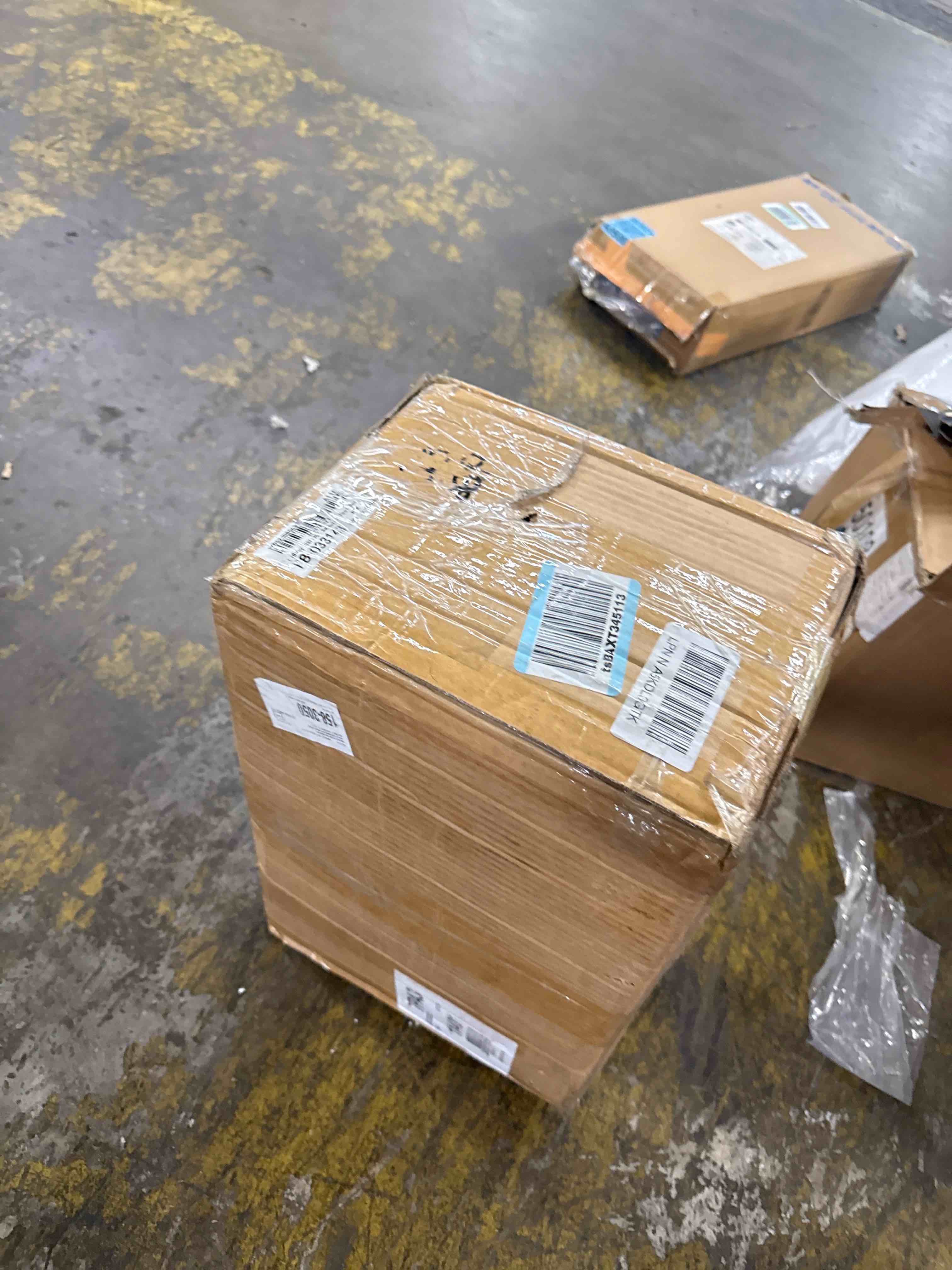 https://s3.amazonaws.com/lotting-images-prod/phillipi/PPE2337450_1754406178064.jpeg
