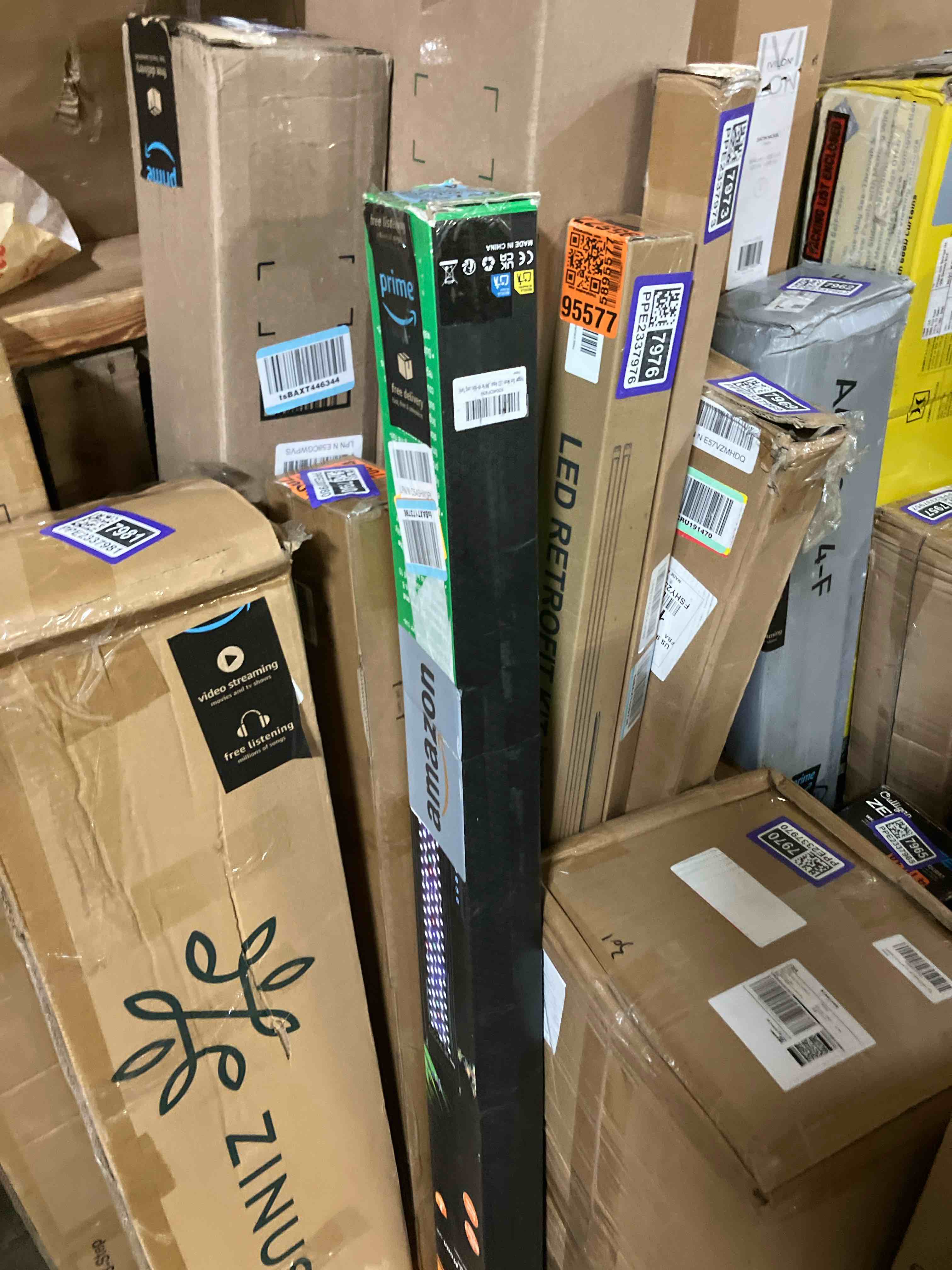 https://s3.amazonaws.com/lotting-images-prod/phillipi/PPE2337983_1759329745562.jpeg