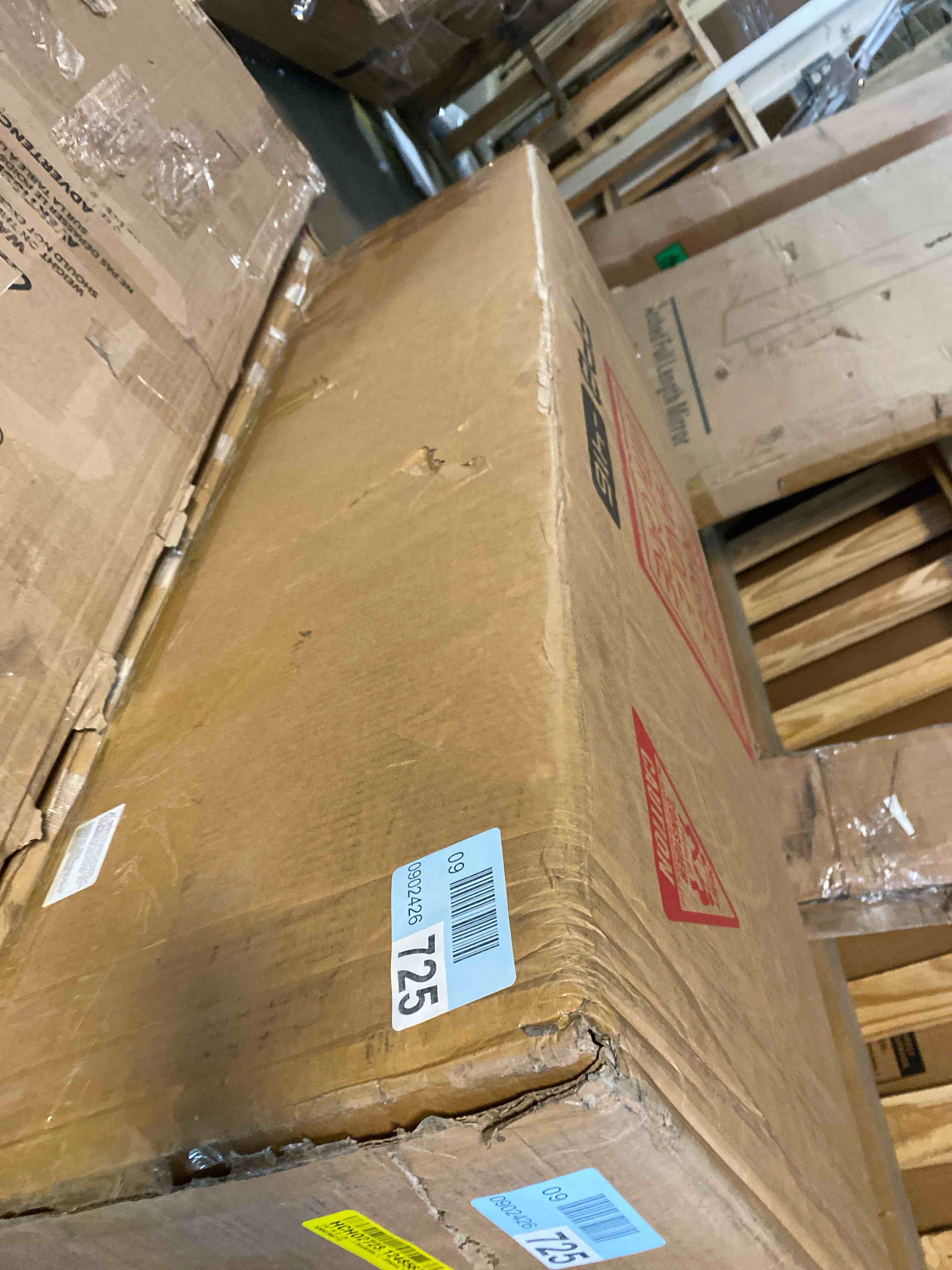https://s3.amazonaws.com/lotting-images-prod/phillipi/PPE2340042_1745259180458.jpeg