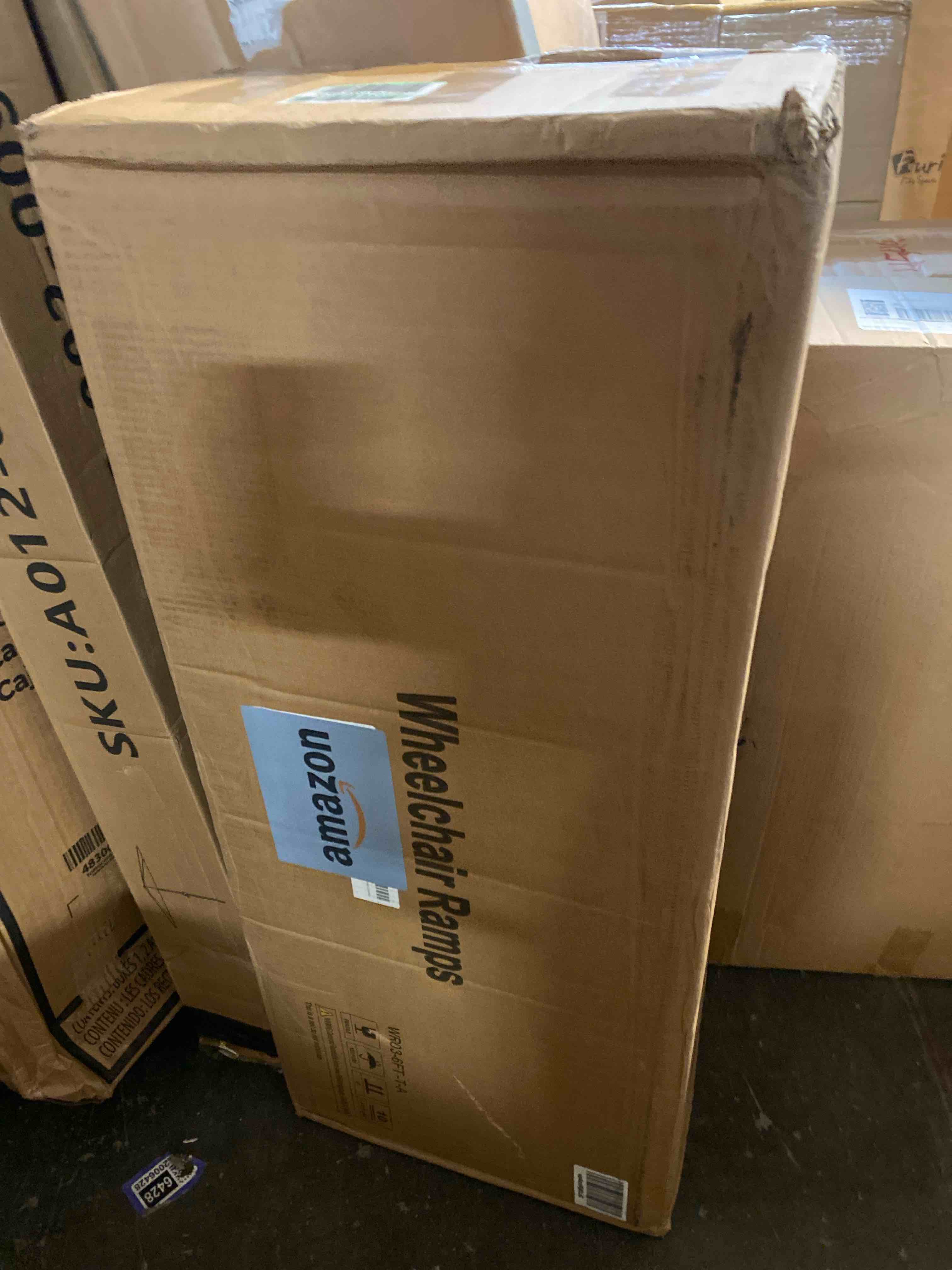 https://s3.amazonaws.com/lotting-images-prod/phillipi/PPE2340205_1745334108408.jpeg