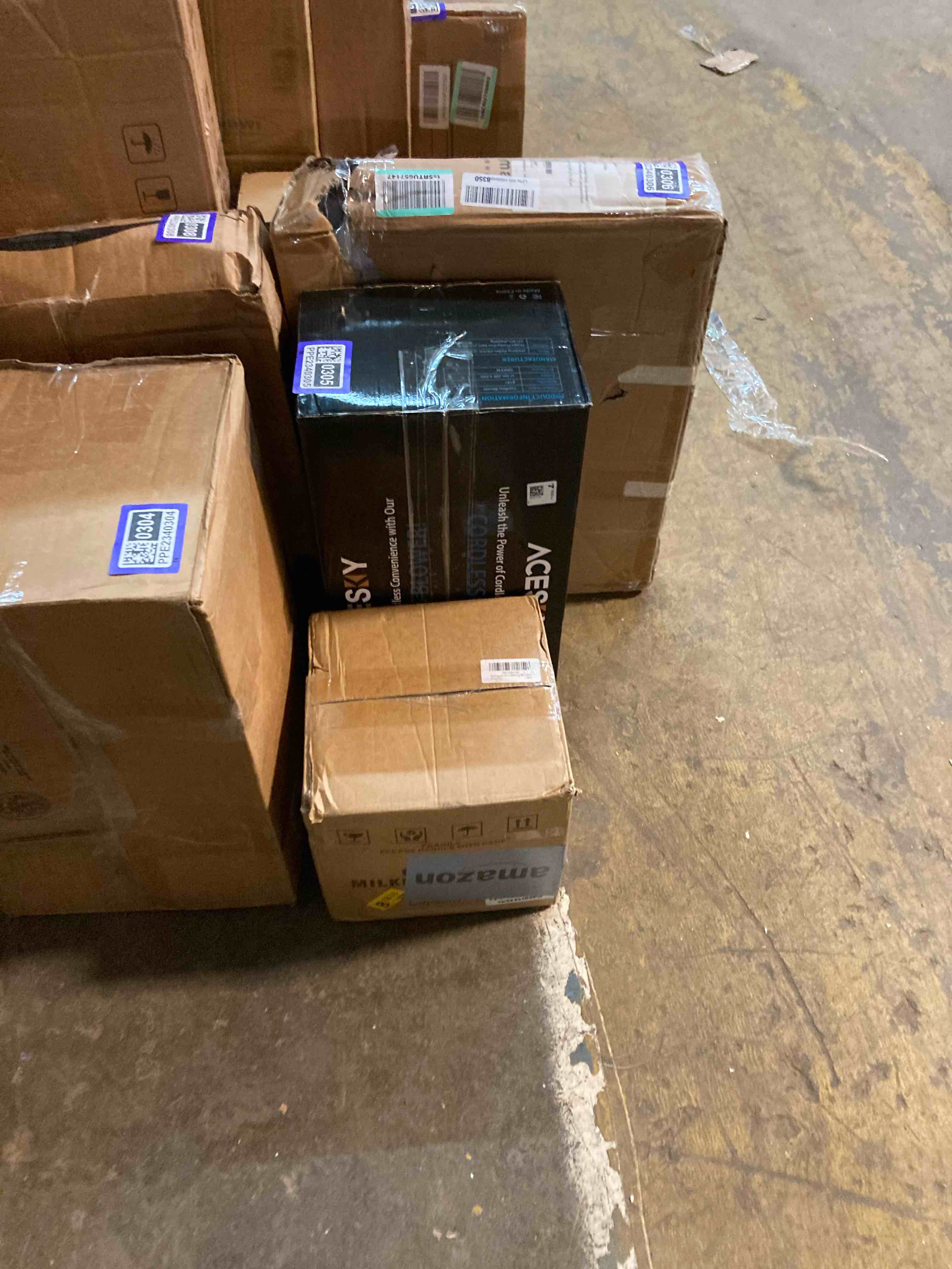 https://s3.amazonaws.com/lotting-images-prod/phillipi/PPE2340303_1745331072509.jpeg