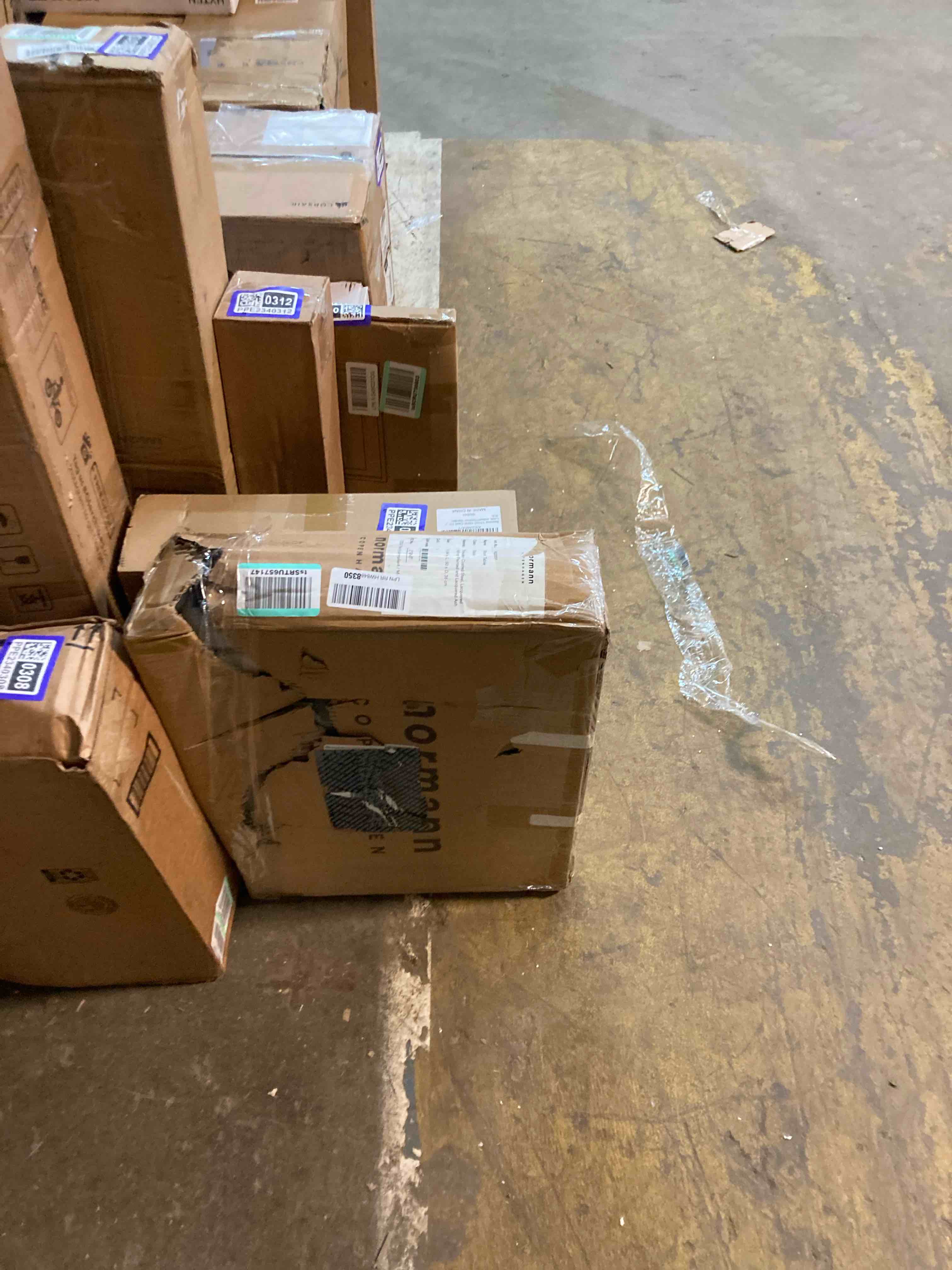 https://s3.amazonaws.com/lotting-images-prod/phillipi/PPE2340306_1745330792004.jpeg