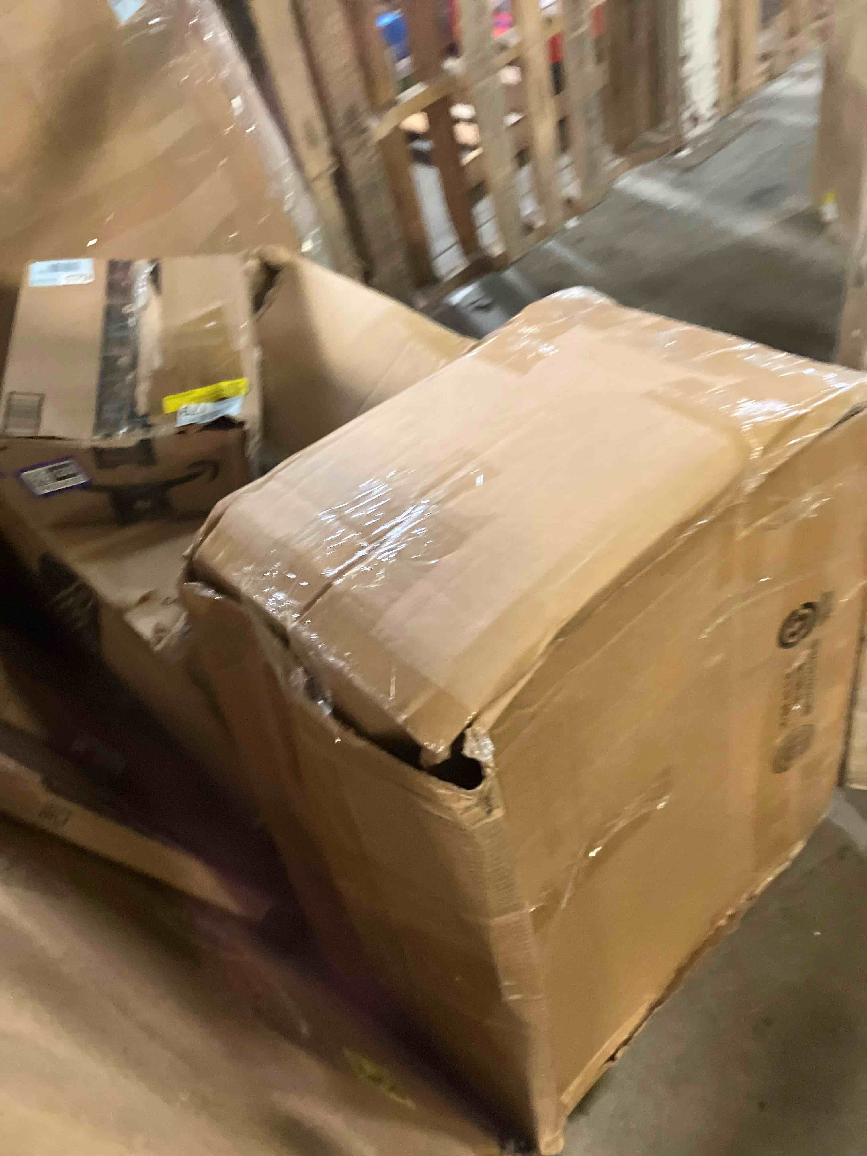 https://s3.amazonaws.com/lotting-images-prod/phillipi/PPE2341207_1752074052371.jpeg