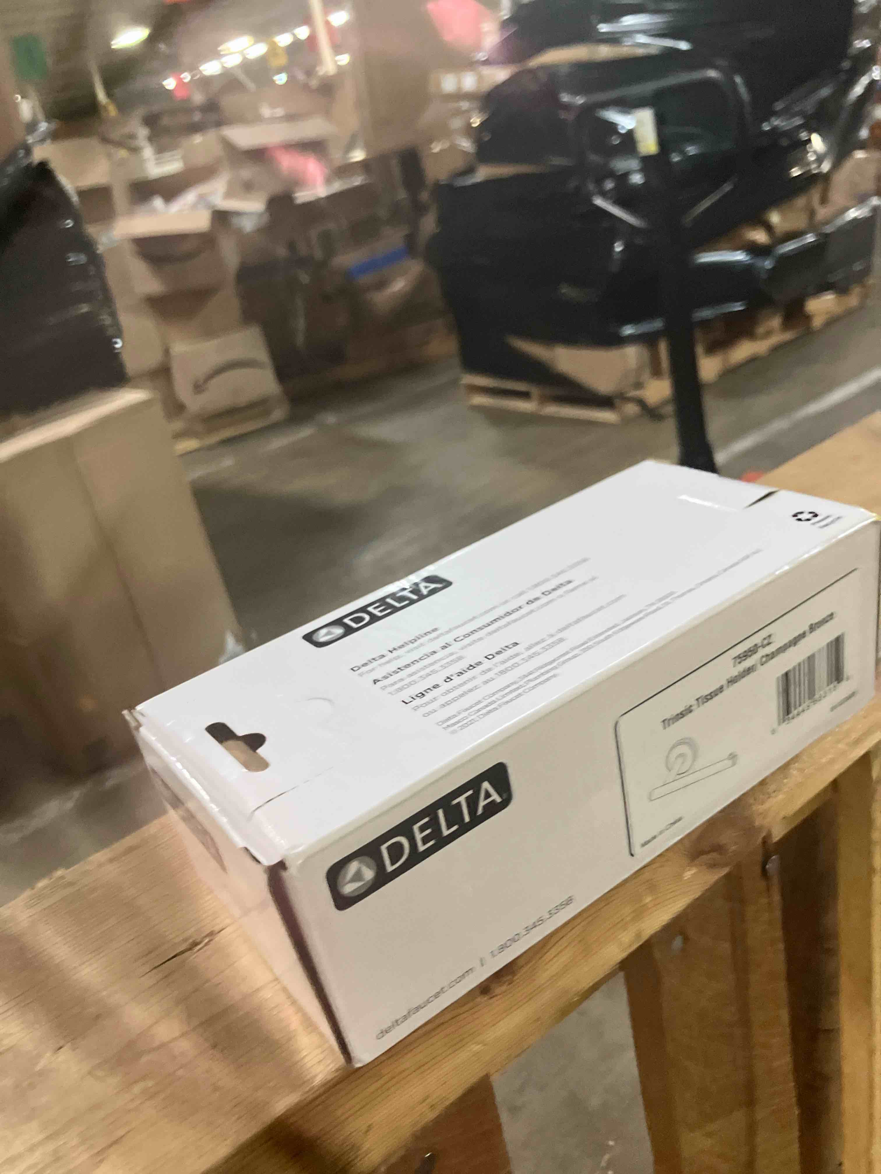 https://s3.amazonaws.com/lotting-images-prod/phillipi/PPE2341226_1752083292662.jpeg