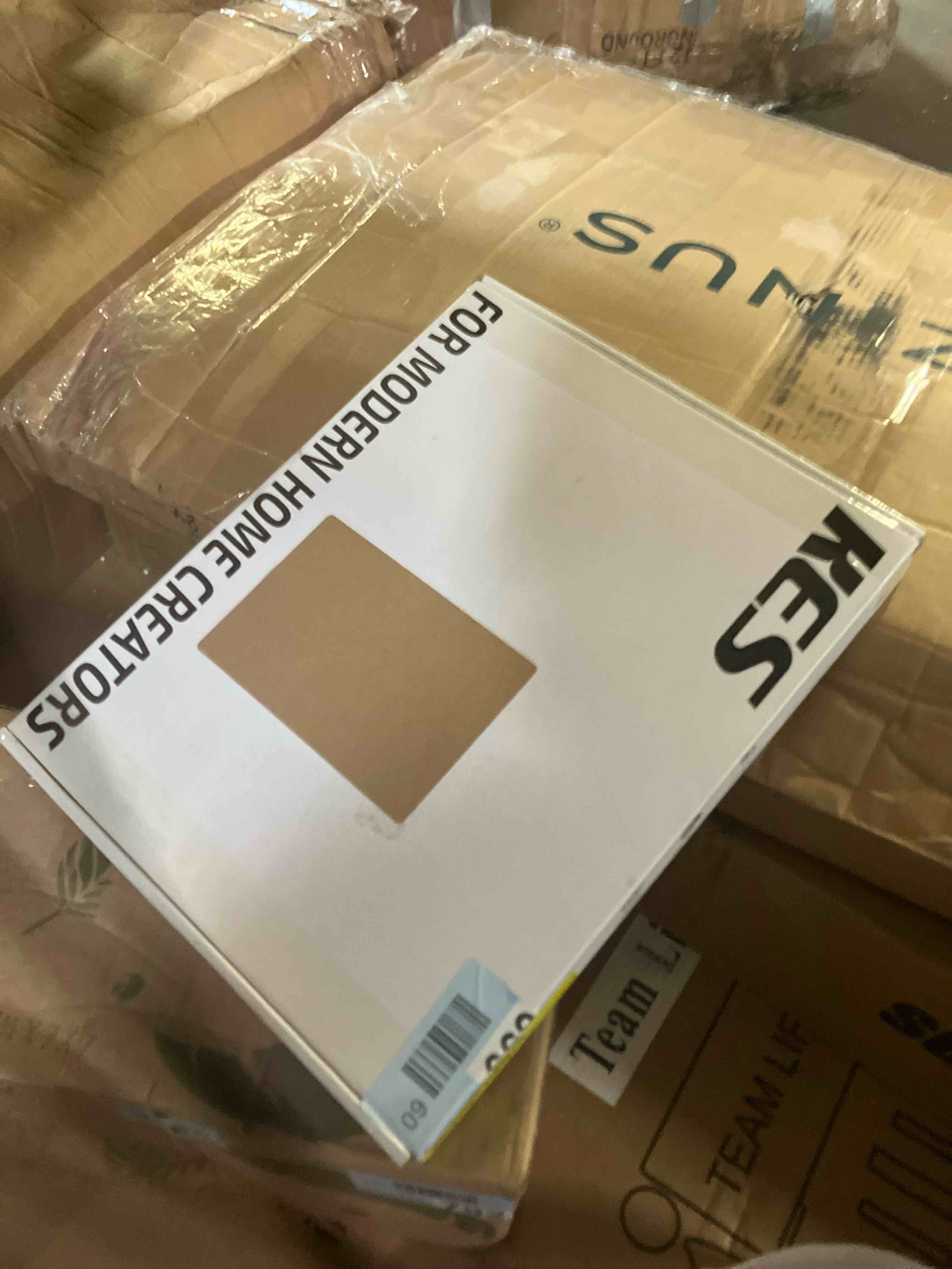 https://s3.amazonaws.com/lotting-images-prod/phillipi/PPE2341227_1752083597464.jpeg