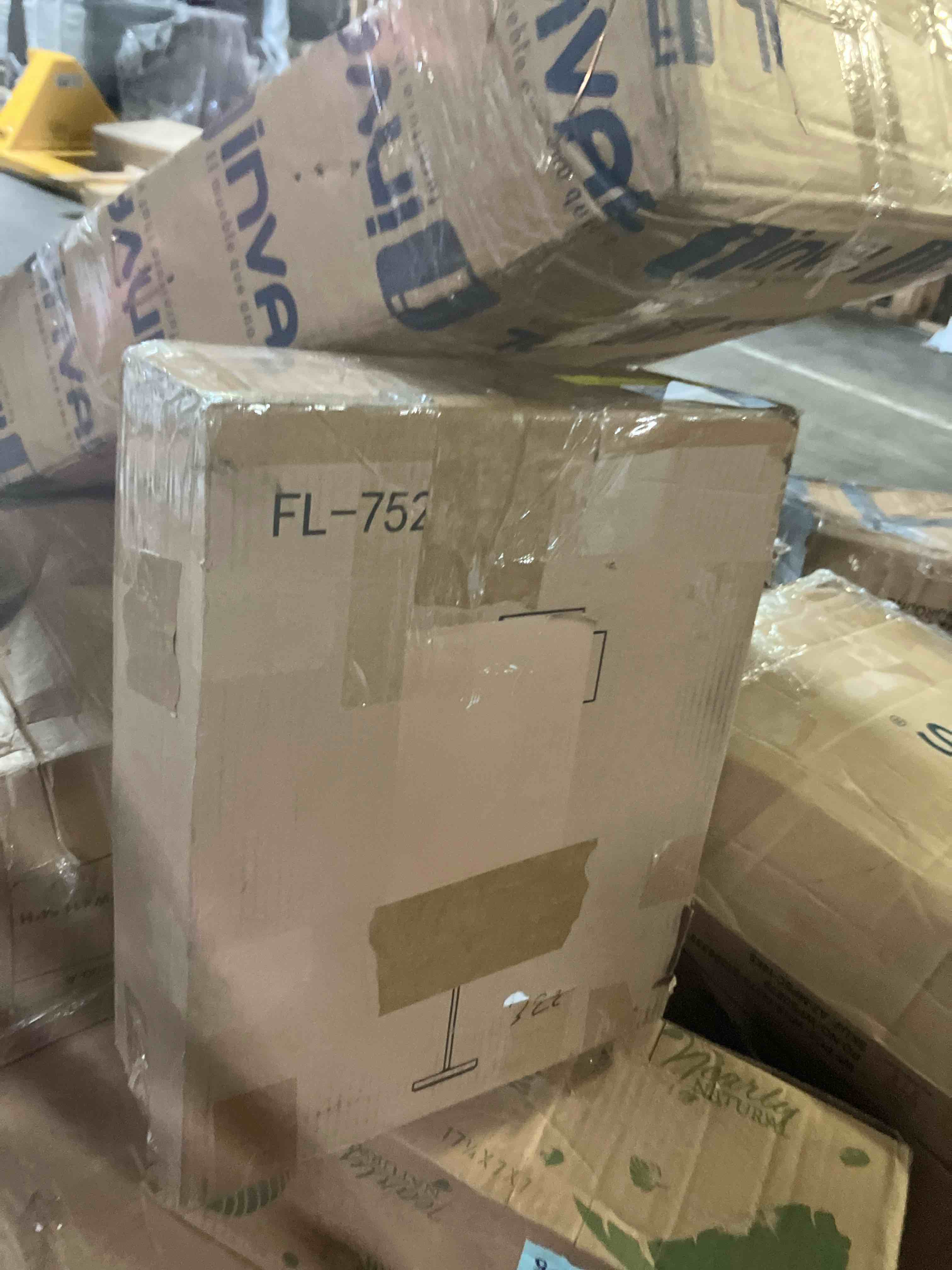 https://s3.amazonaws.com/lotting-images-prod/phillipi/PPE2341232_1752084374363.jpeg