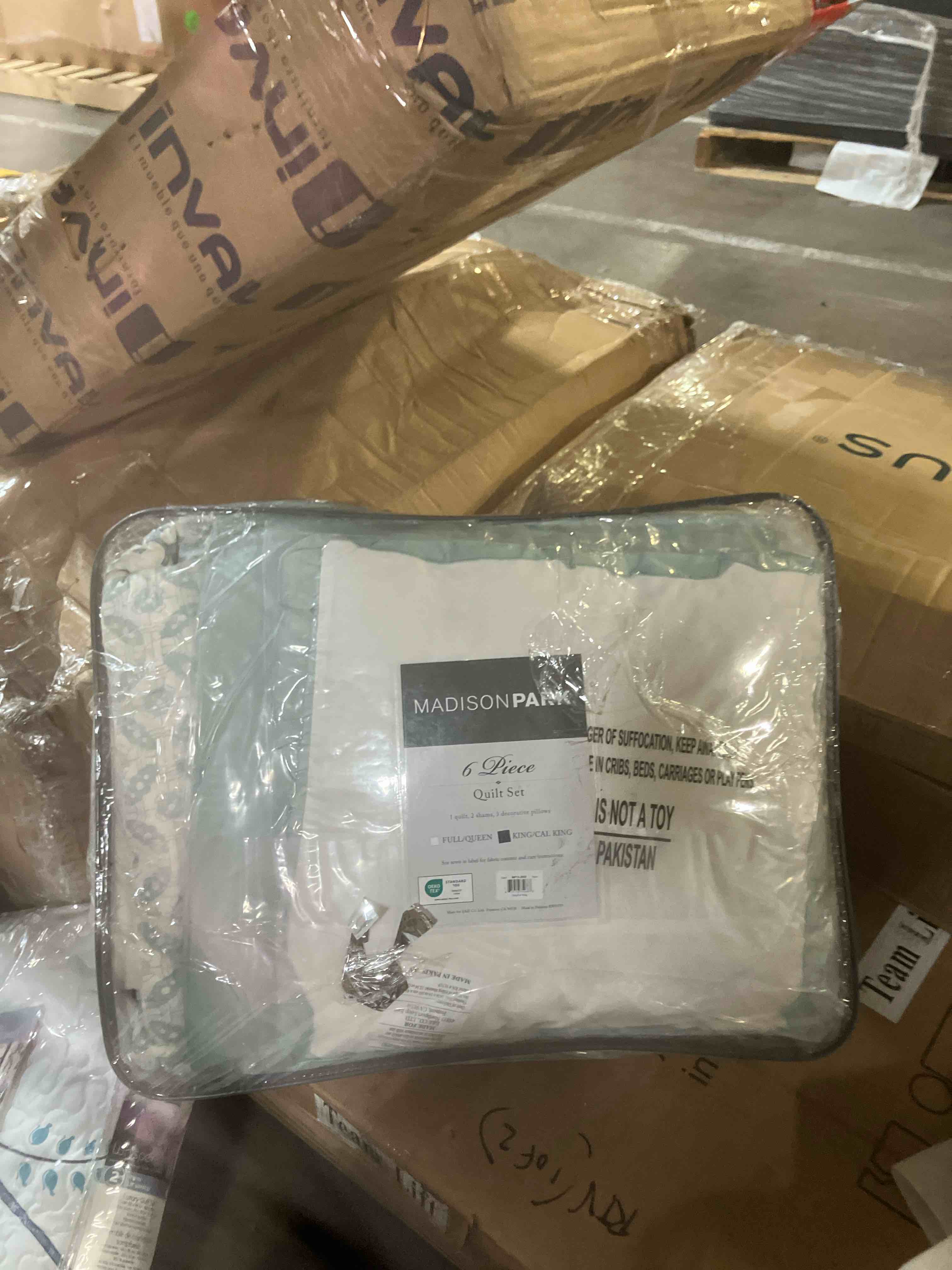 https://s3.amazonaws.com/lotting-images-prod/phillipi/PPE2341241_1752085613049.jpeg