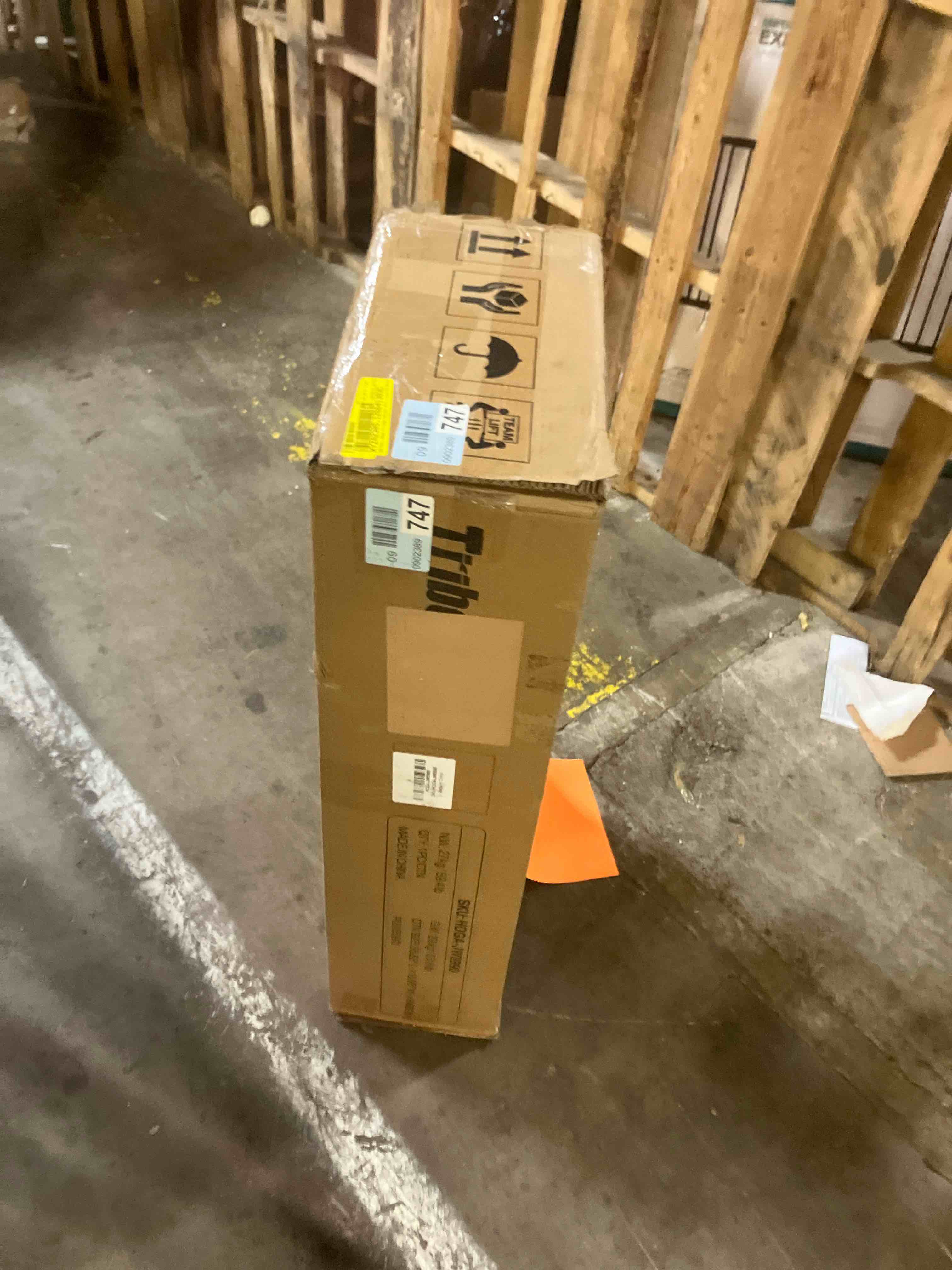 https://s3.amazonaws.com/lotting-images-prod/phillipi/PPE2341287_1752168300328.jpeg