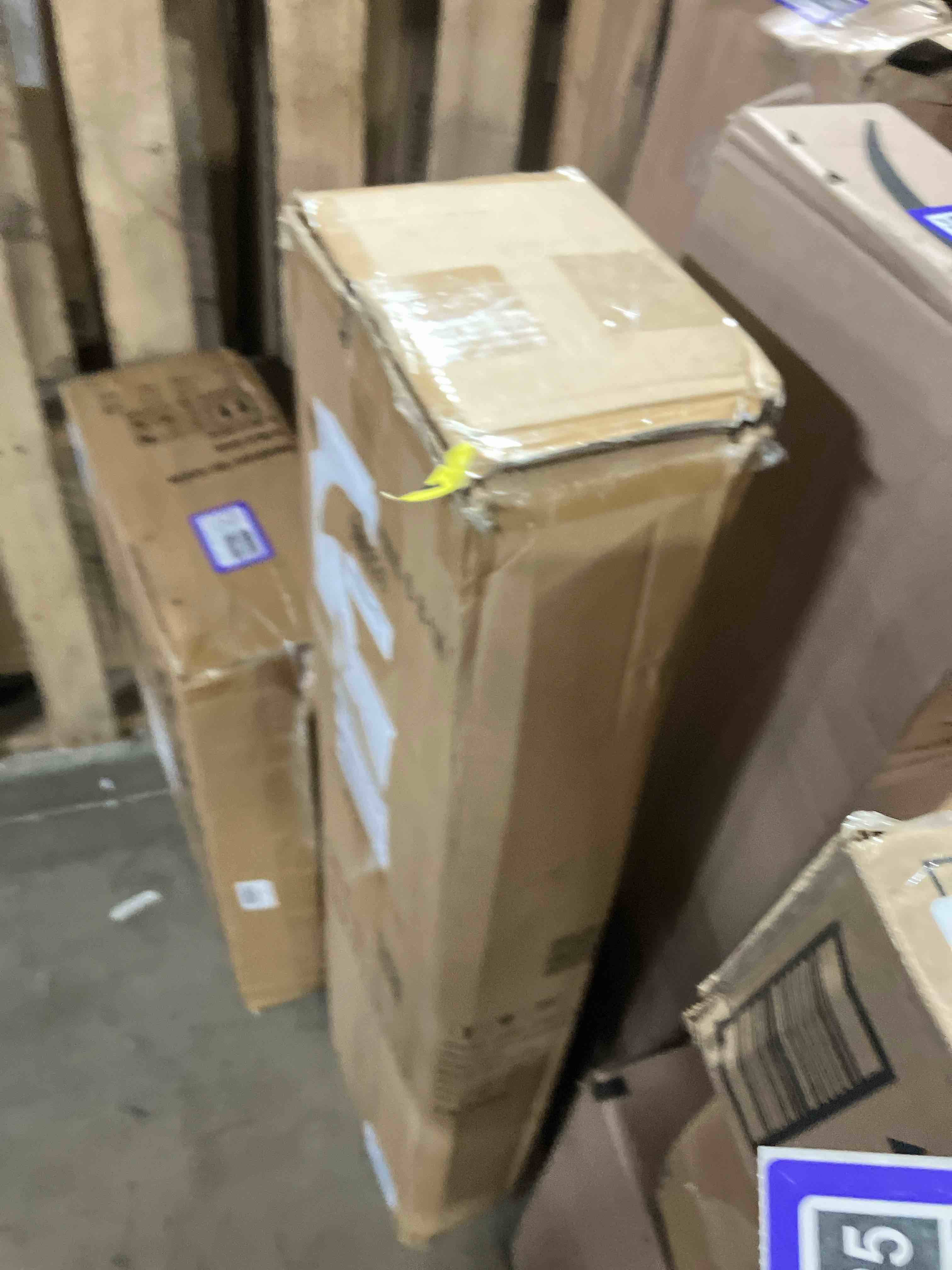 https://s3.amazonaws.com/lotting-images-prod/phillipi/PPE2341322_1752068844410.jpeg