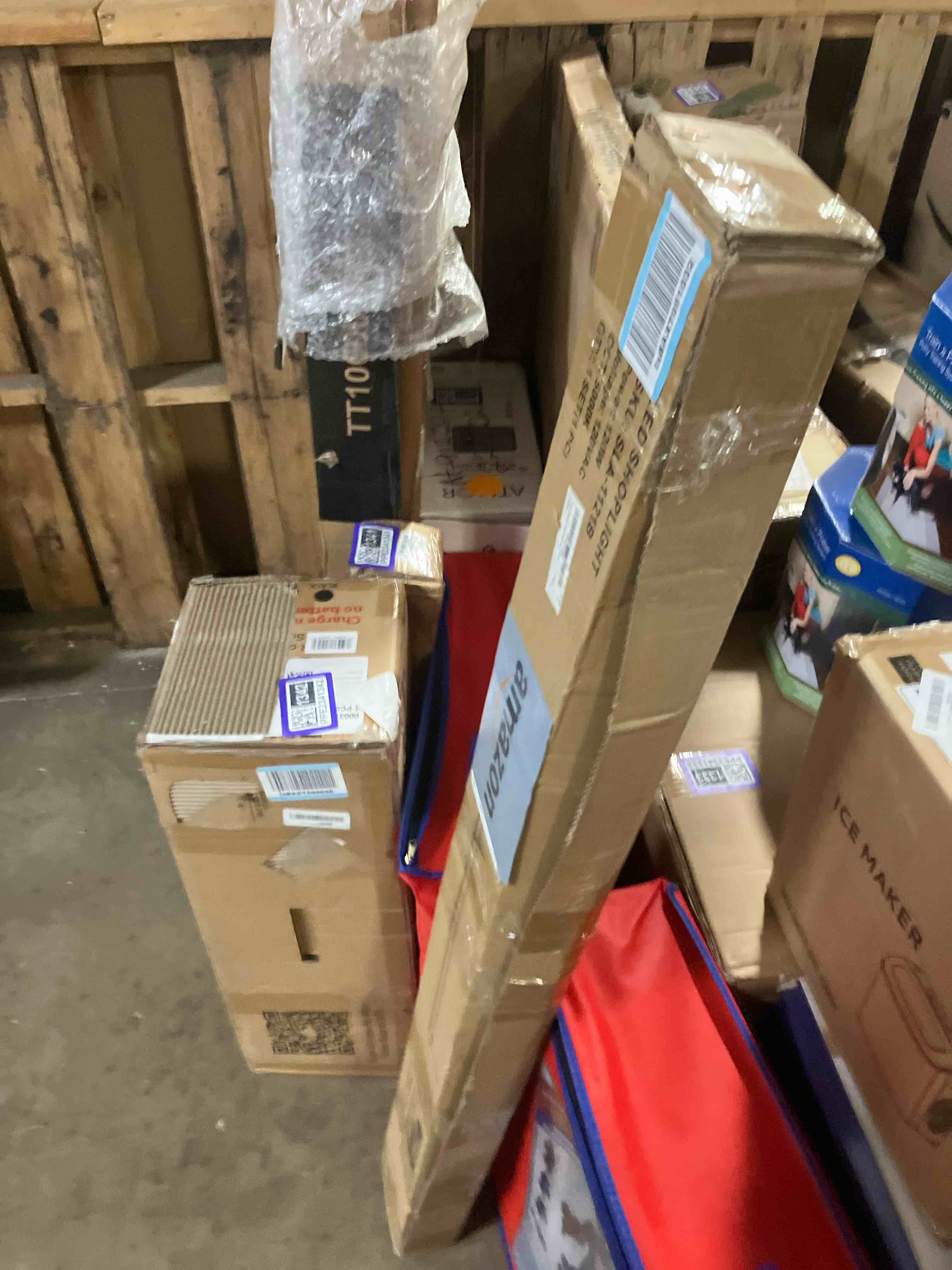https://s3.amazonaws.com/lotting-images-prod/phillipi/PPE2341343_1752073005057.jpeg