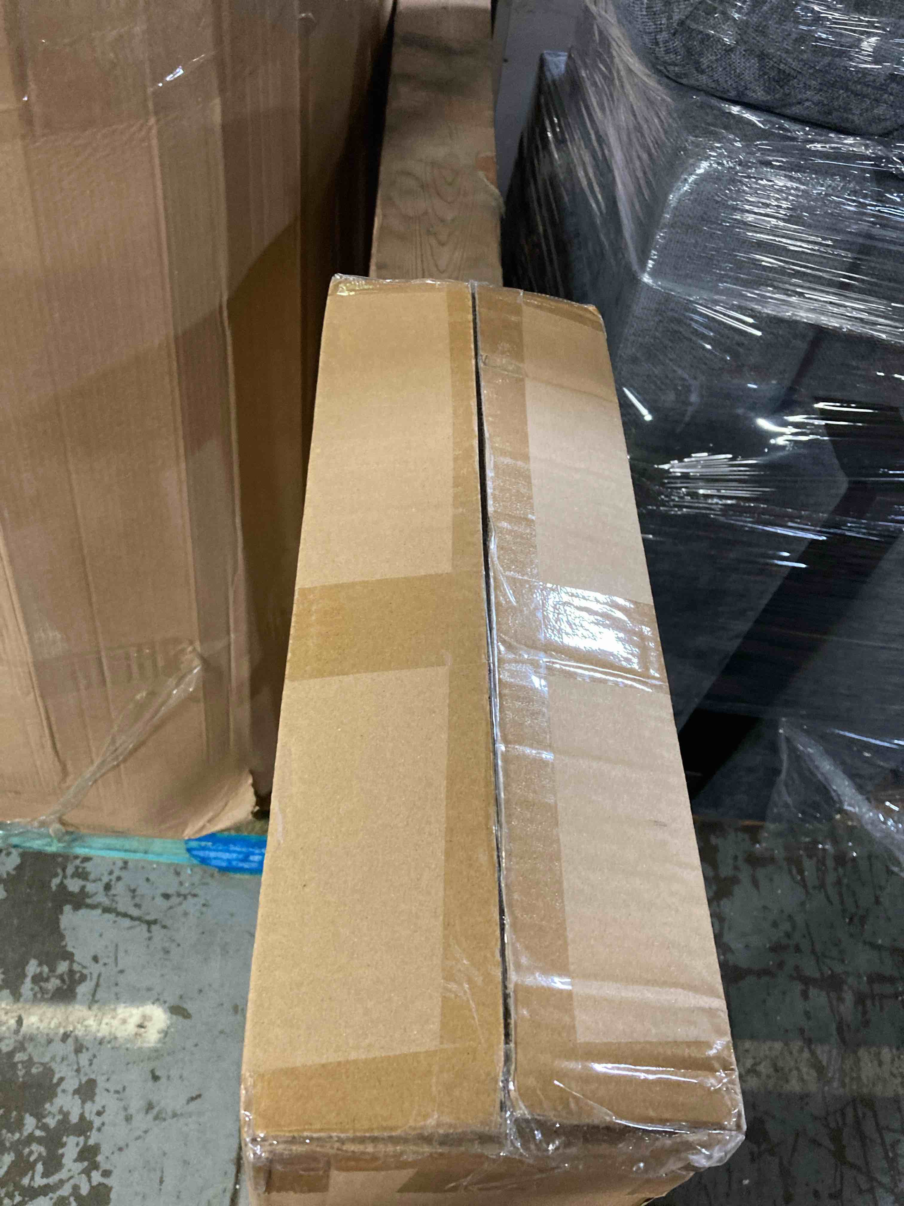 https://s3.amazonaws.com/lotting-images-prod/phillipi/PPE2341427_1752076554880.jpeg