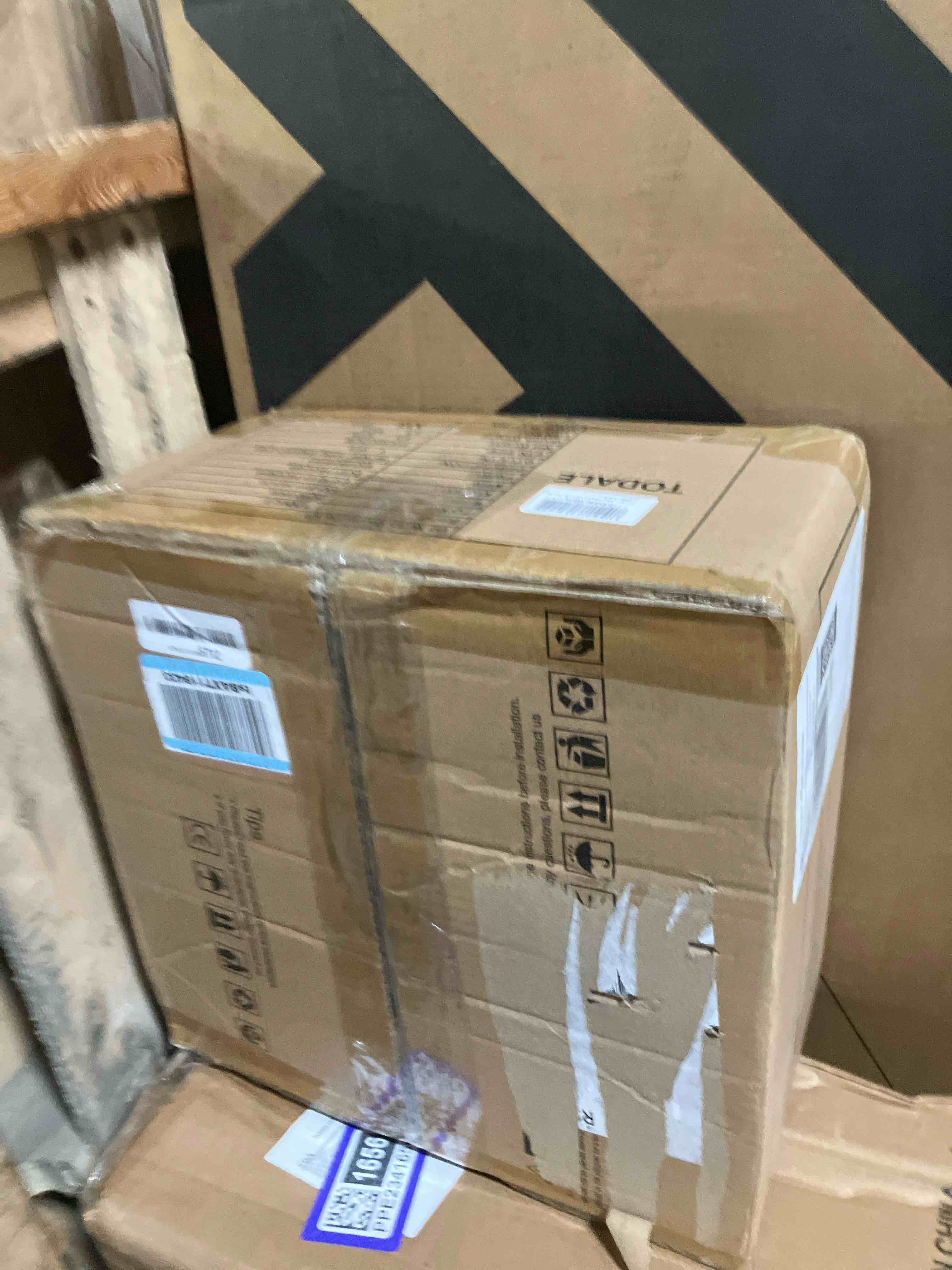 https://s3.amazonaws.com/lotting-images-prod/phillipi/PPE2341657_1752091872904.jpeg