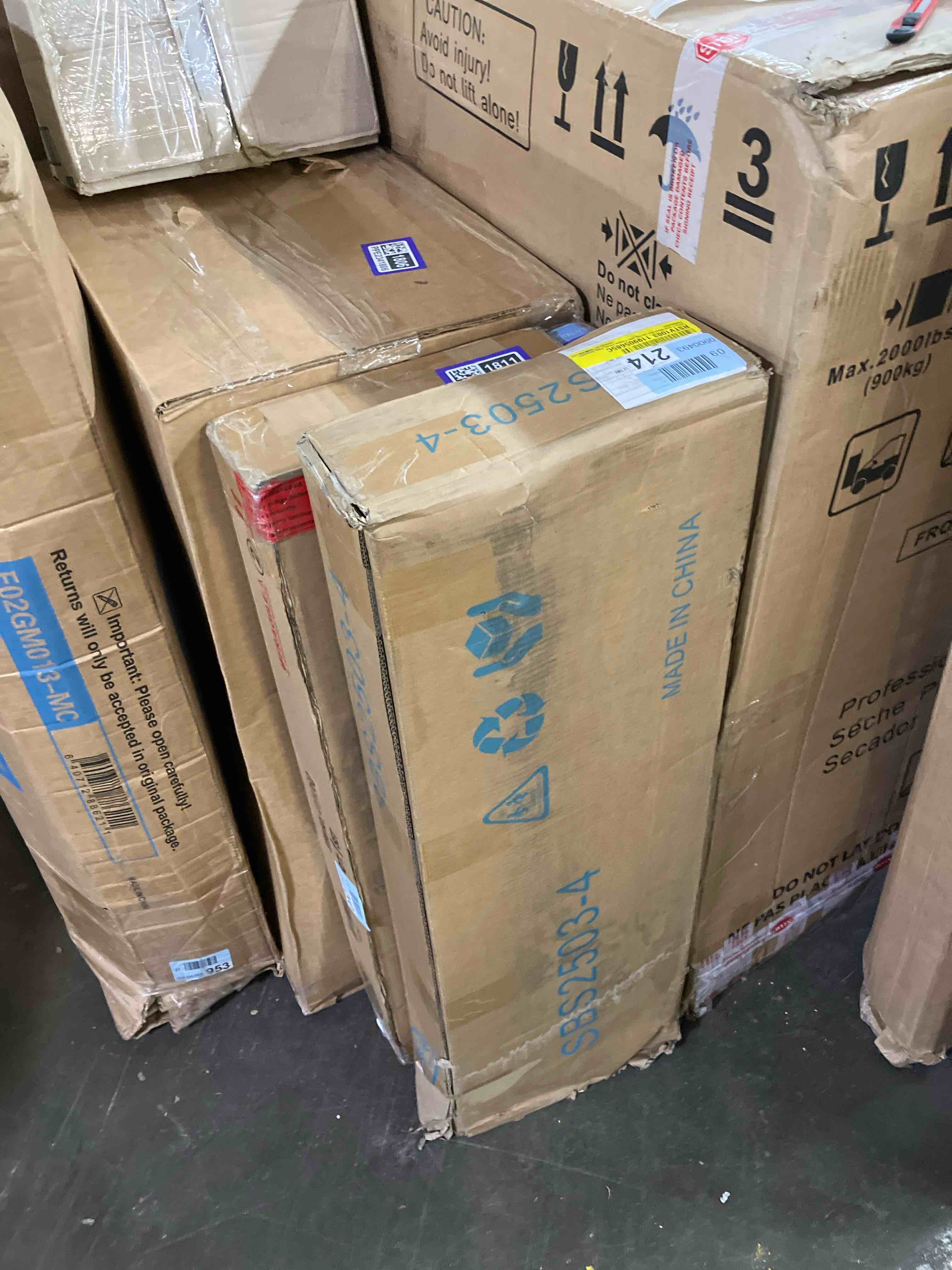 https://s3.amazonaws.com/lotting-images-prod/phillipi/PPE2341812_1752155666274.jpeg