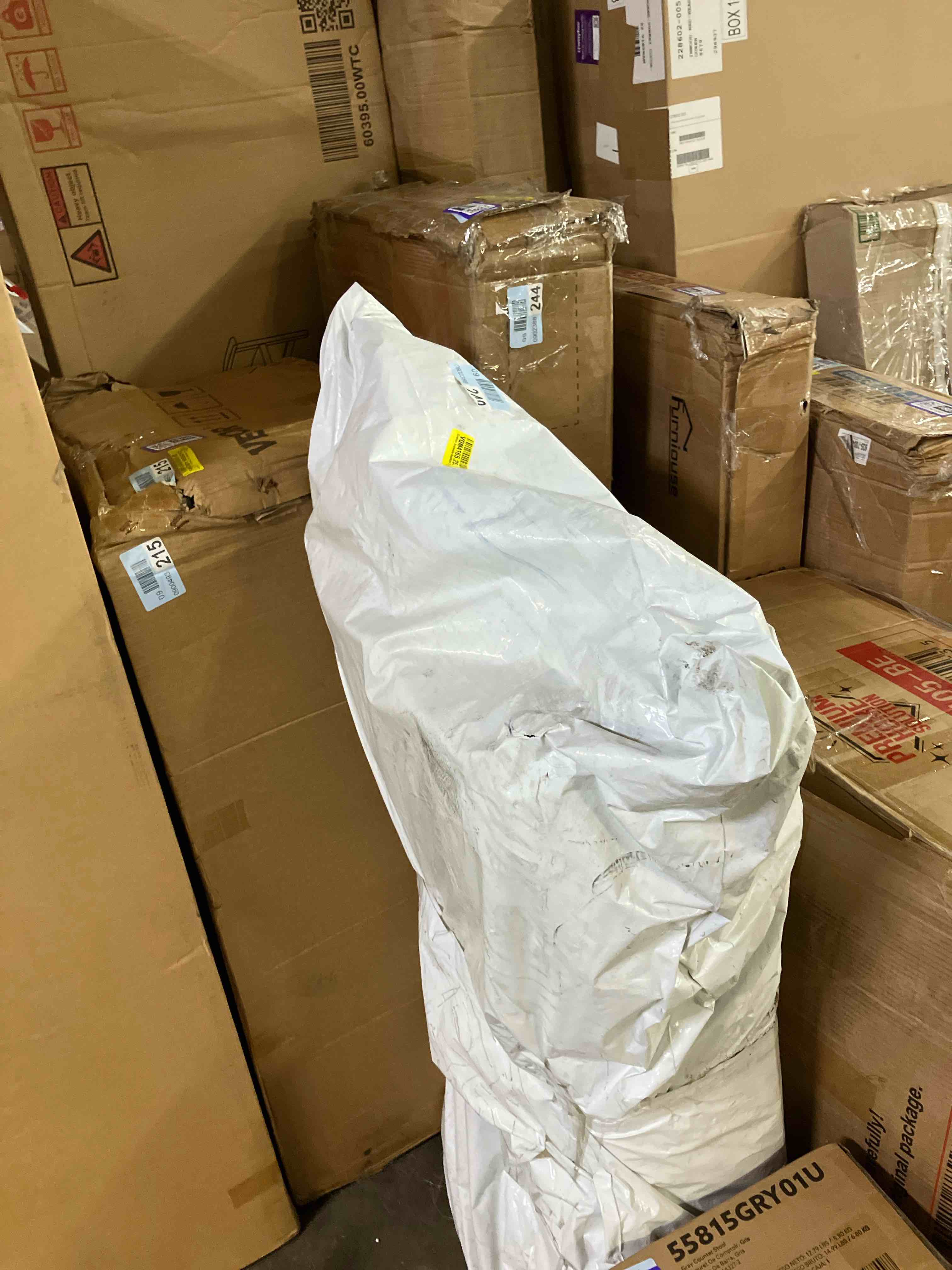 https://s3.amazonaws.com/lotting-images-prod/phillipi/PPE2341825_1752159975011.jpeg