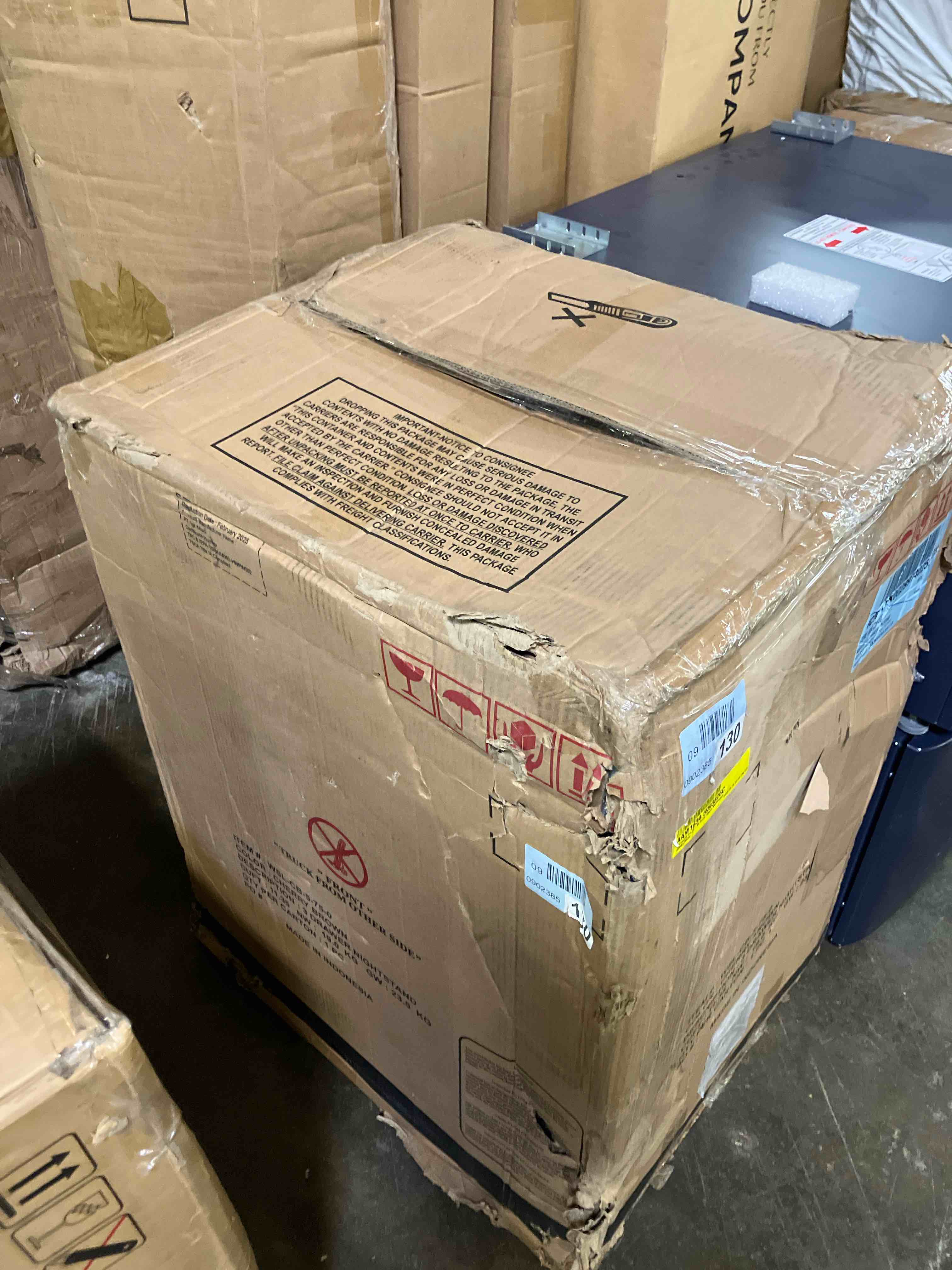 https://s3.amazonaws.com/lotting-images-prod/phillipi/PPE2341834_1752162131390.jpeg