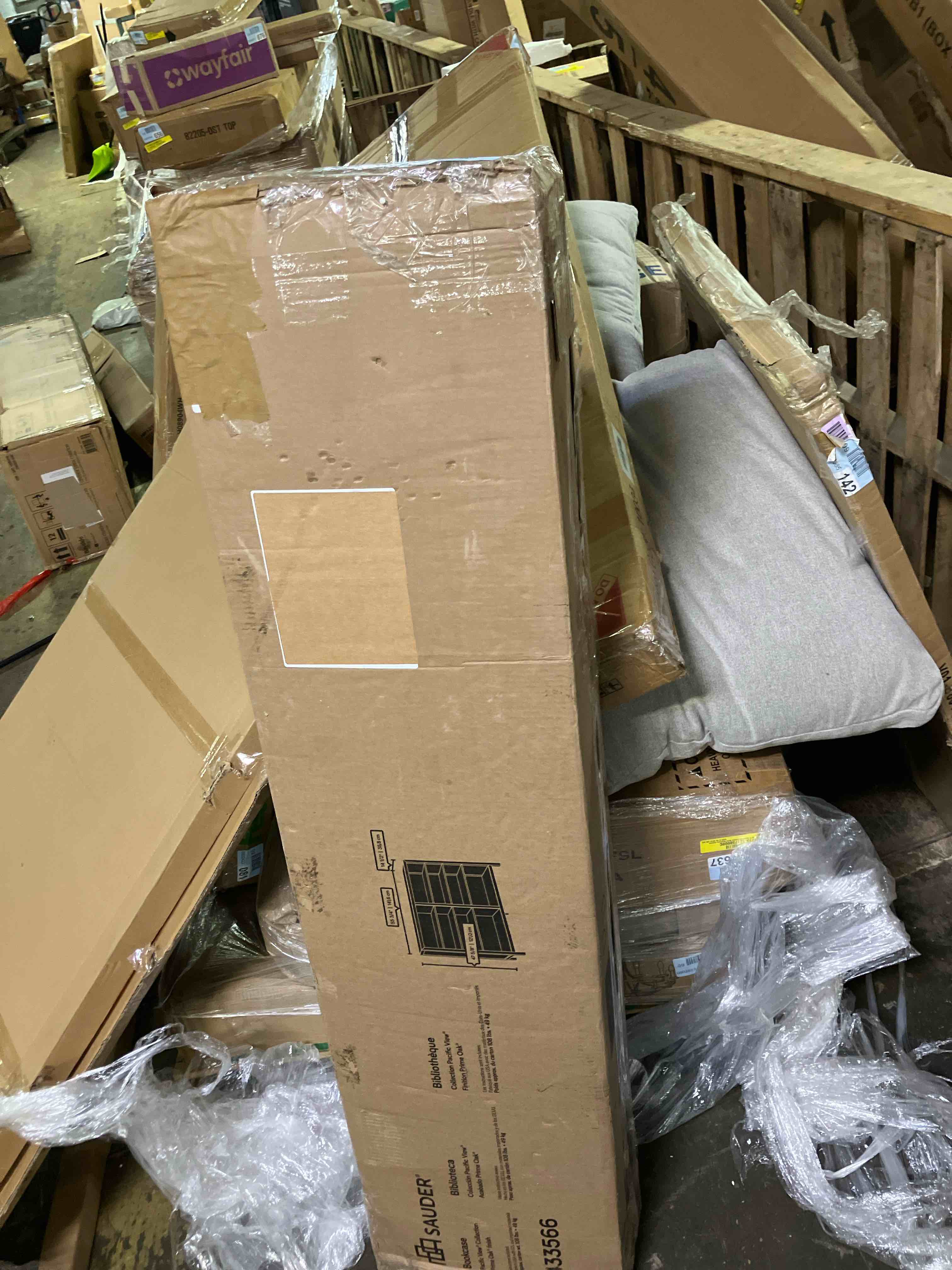 https://s3.amazonaws.com/lotting-images-prod/phillipi/PPE2341836_1752162278075.jpeg