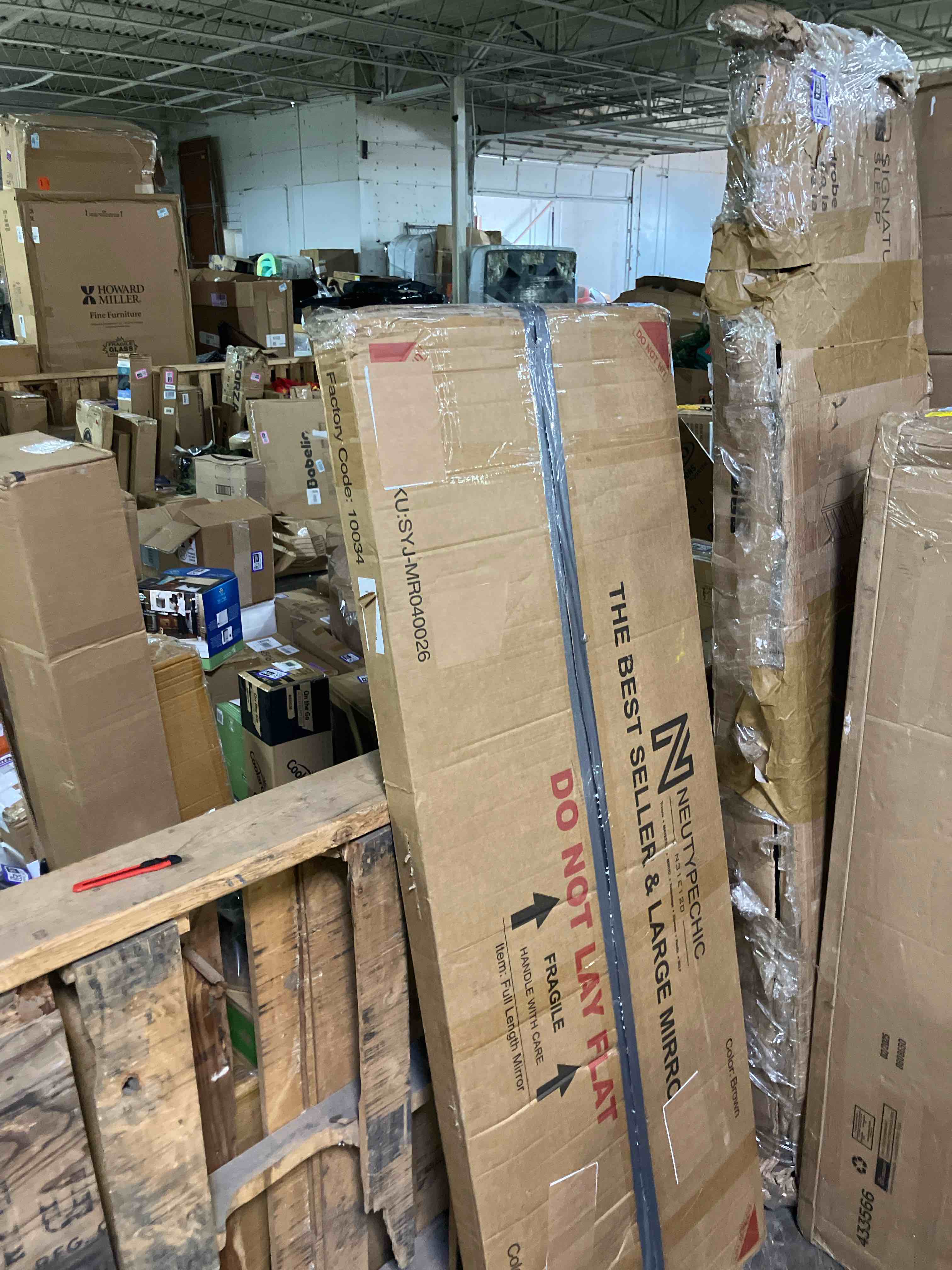 https://s3.amazonaws.com/lotting-images-prod/phillipi/PPE2341837_1752162655928.jpeg