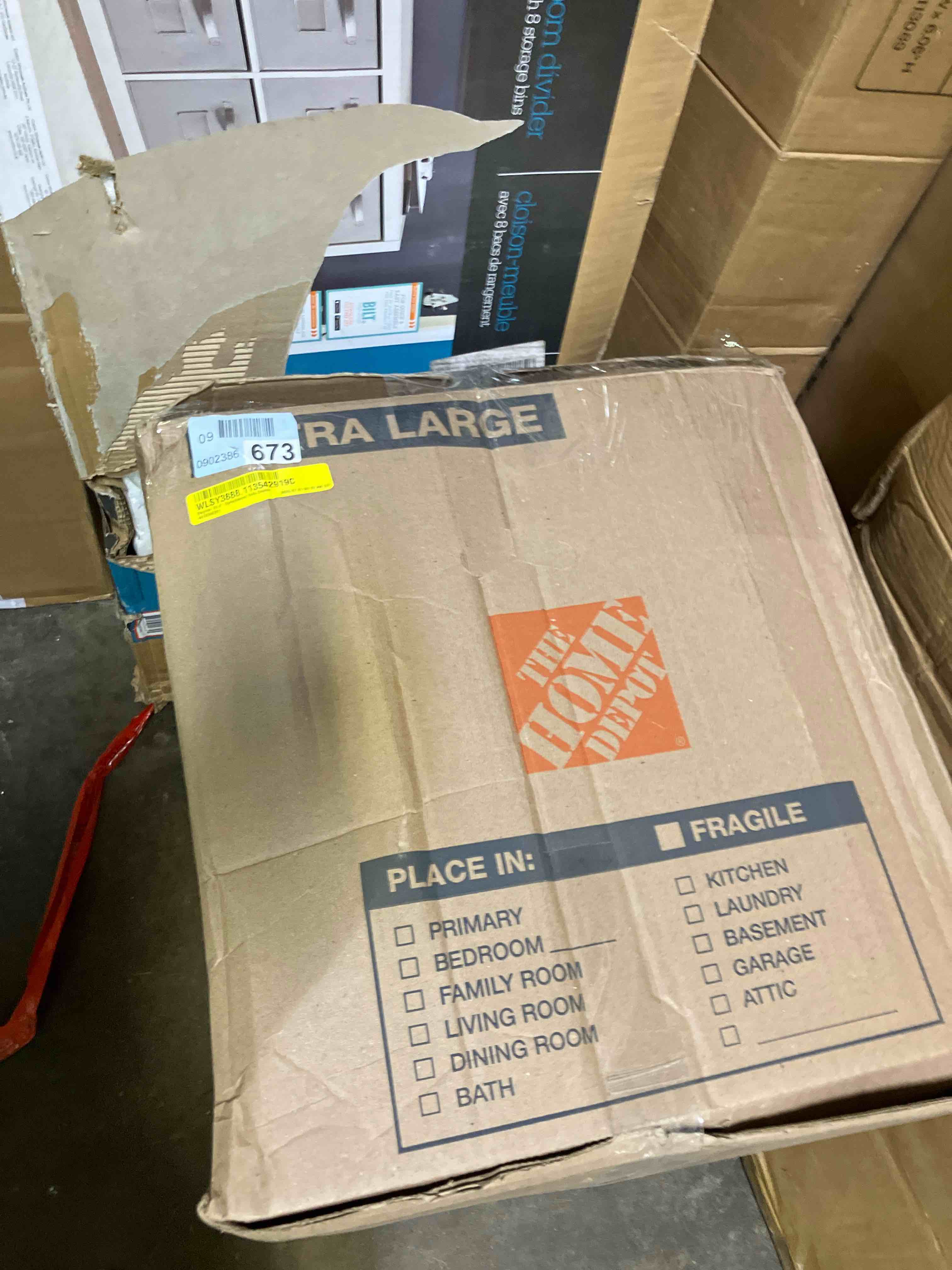 https://s3.amazonaws.com/lotting-images-prod/phillipi/PPE2341856_1752169257517.jpeg