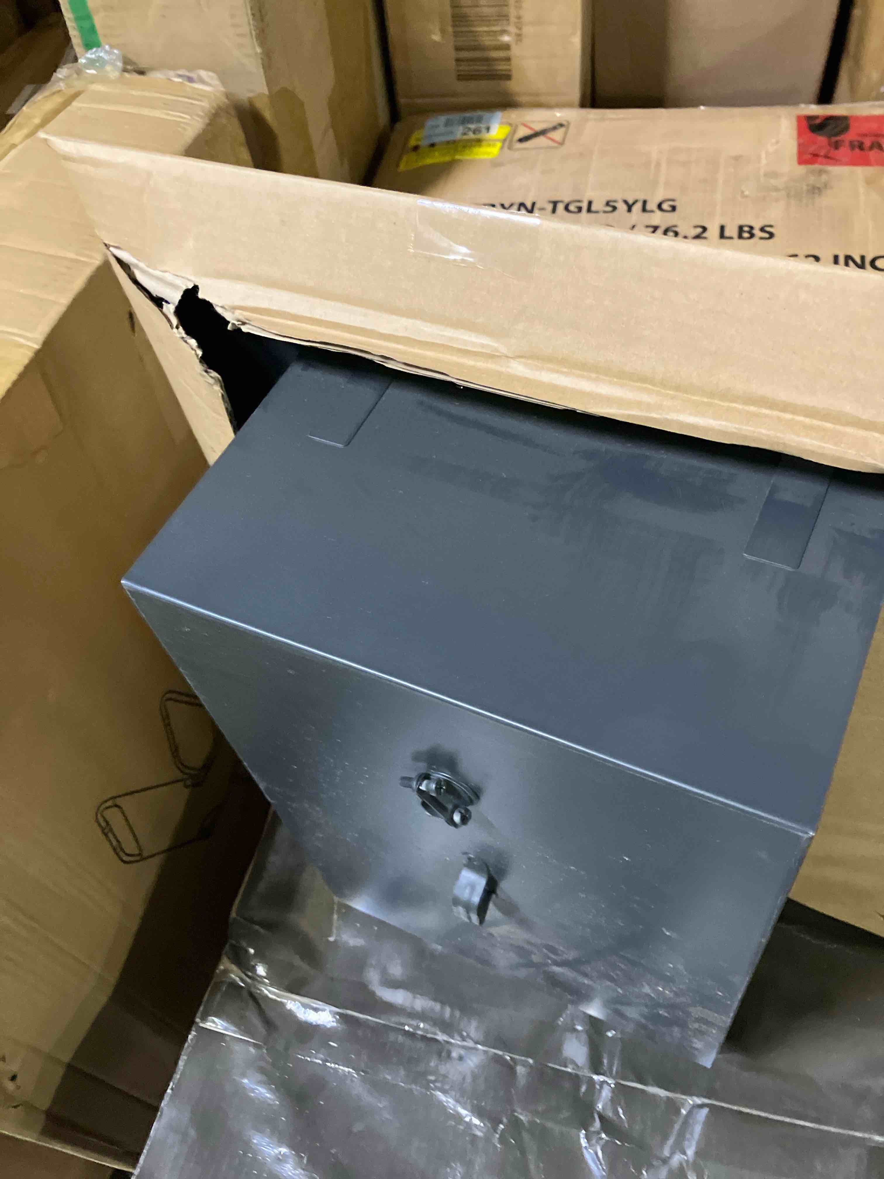 https://s3.amazonaws.com/lotting-images-prod/phillipi/PPE2341860_1752169923860.jpeg