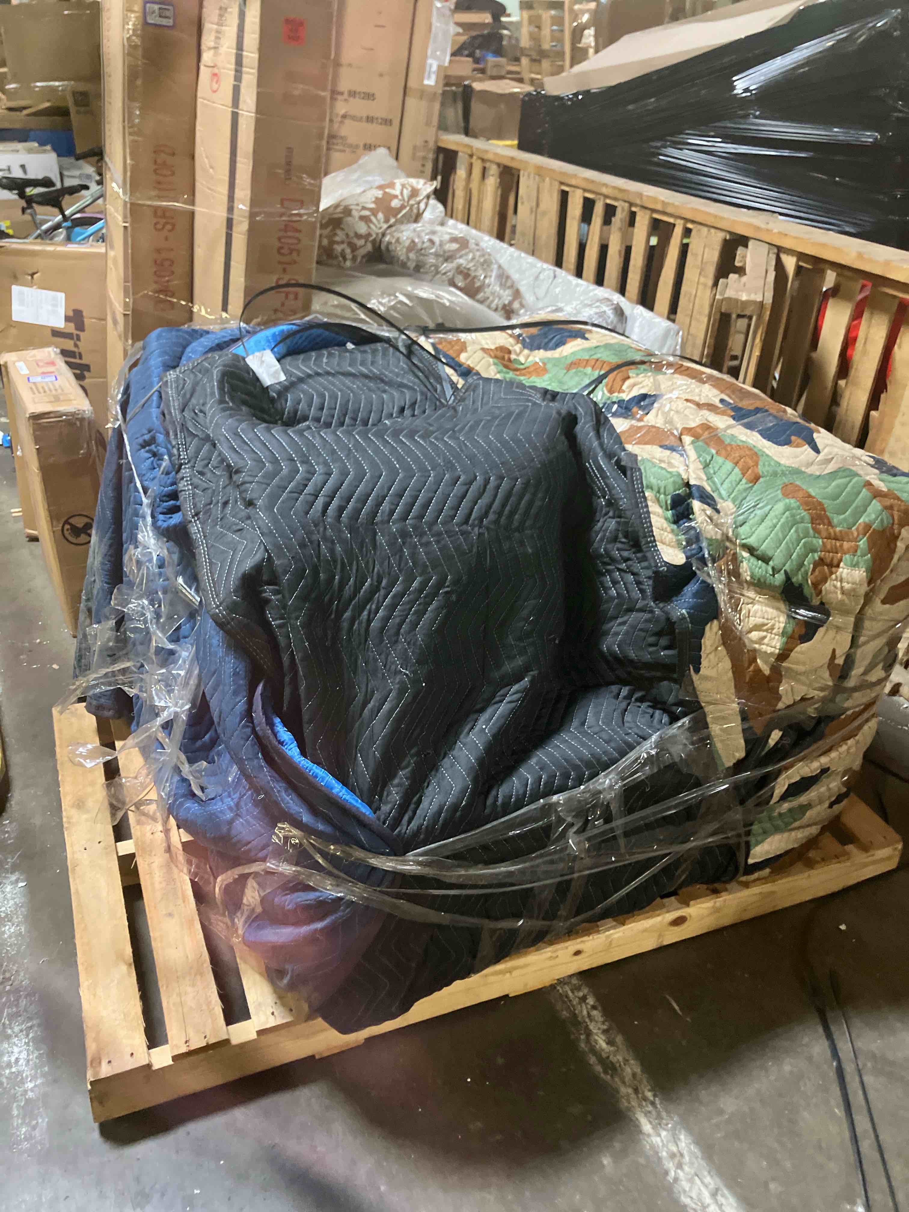 https://s3.amazonaws.com/lotting-images-prod/phillipi/PPE2342100_1752168954118.jpeg