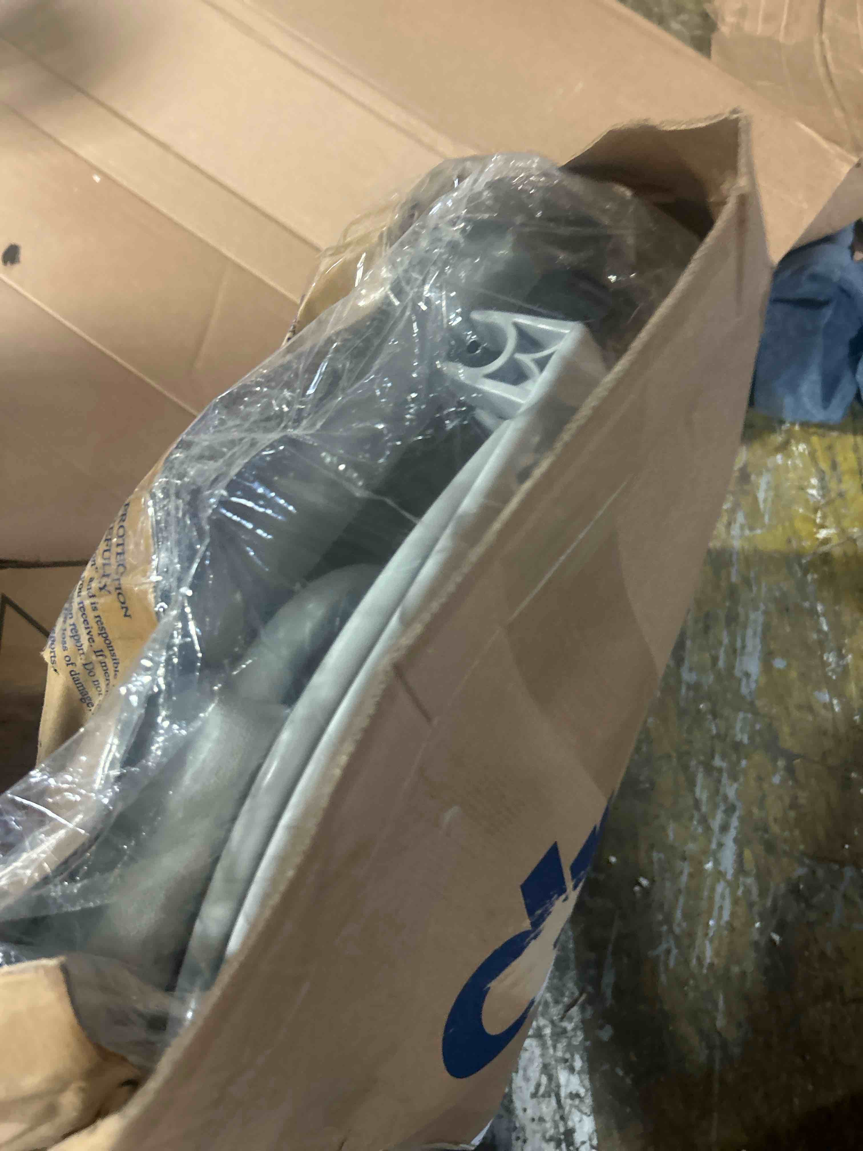 https://s3.amazonaws.com/lotting-images-prod/phillipi/PPE2342142_1752245355574.jpeg