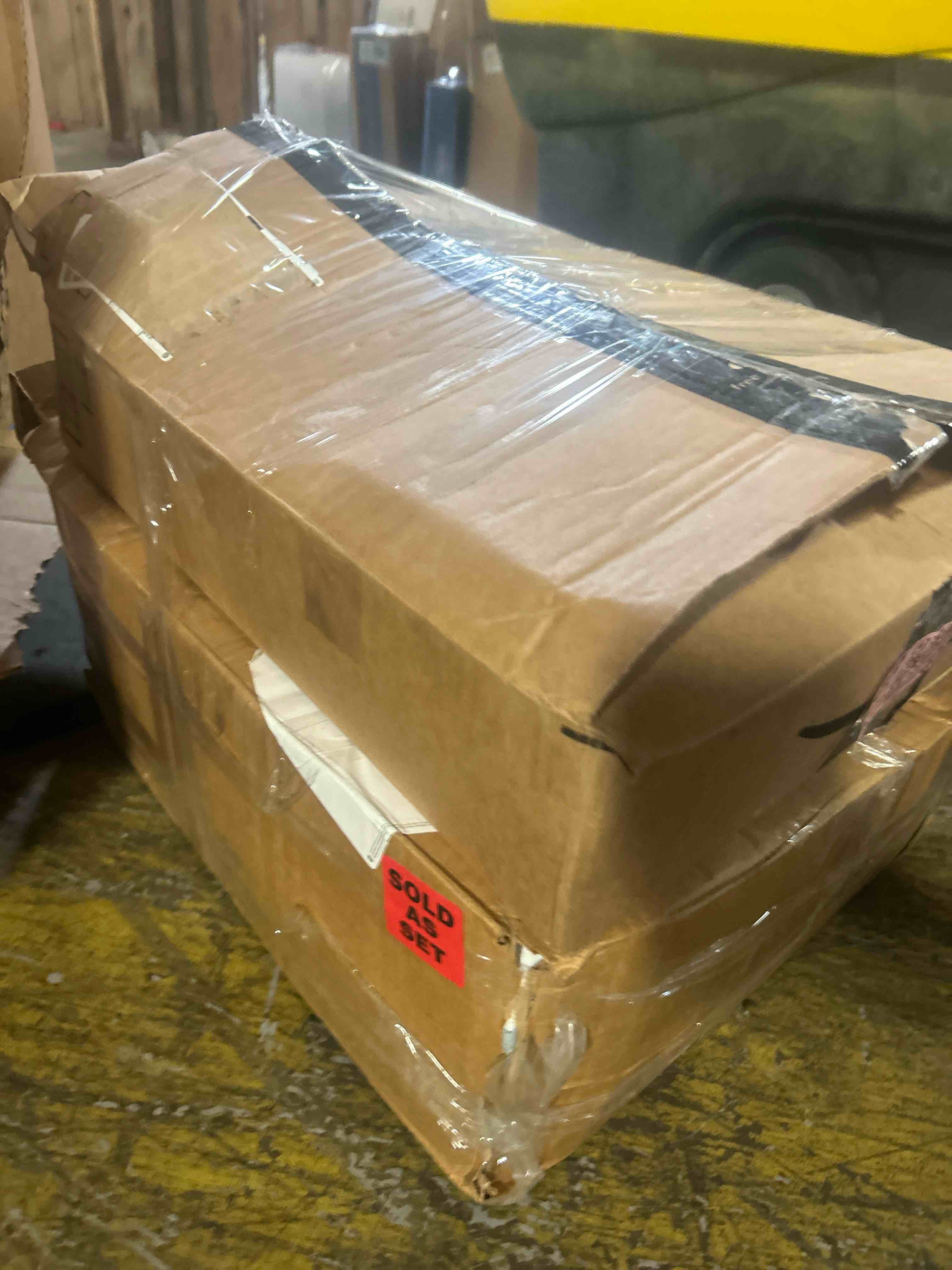 https://s3.amazonaws.com/lotting-images-prod/phillipi/PPE2342155_1752240750079.jpeg