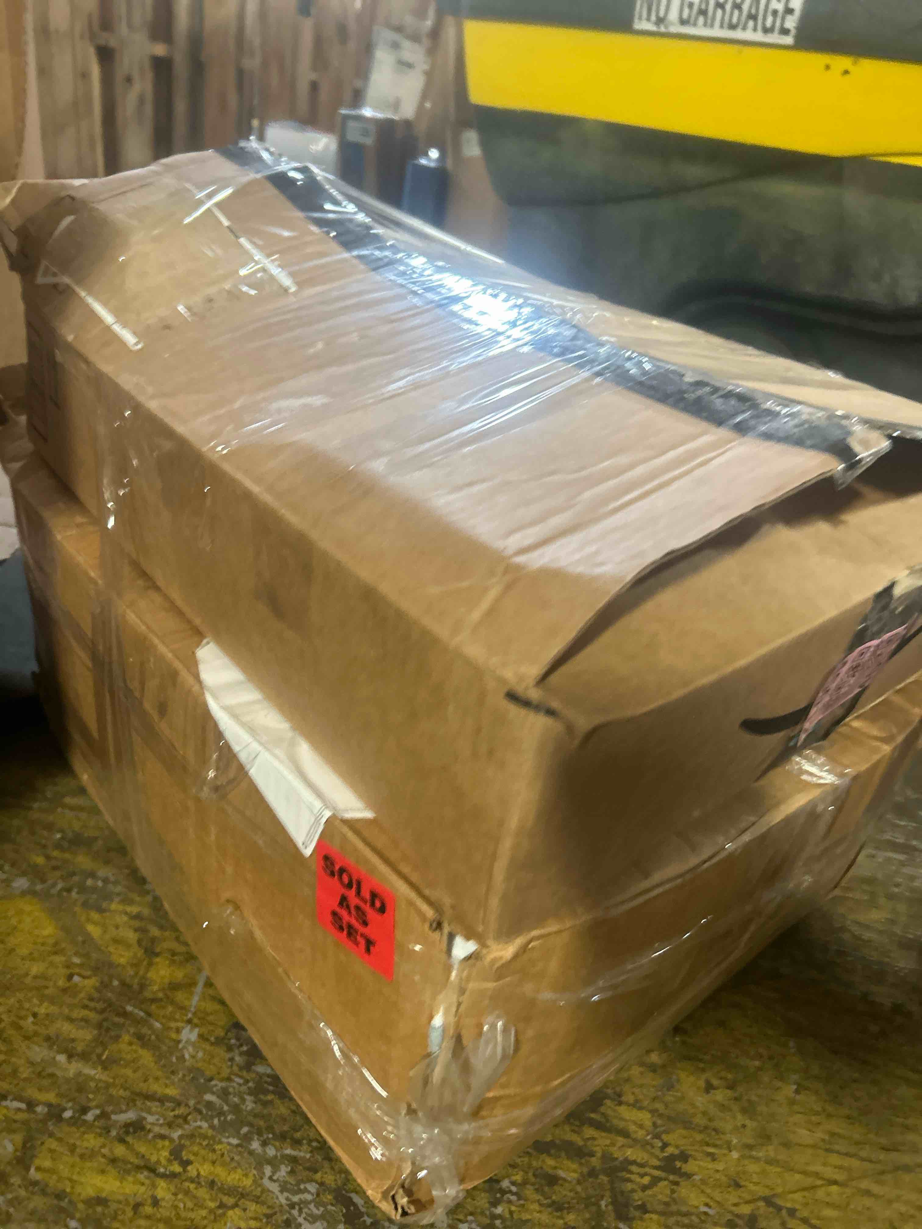 https://s3.amazonaws.com/lotting-images-prod/phillipi/PPE2342155_1752240751728.jpeg