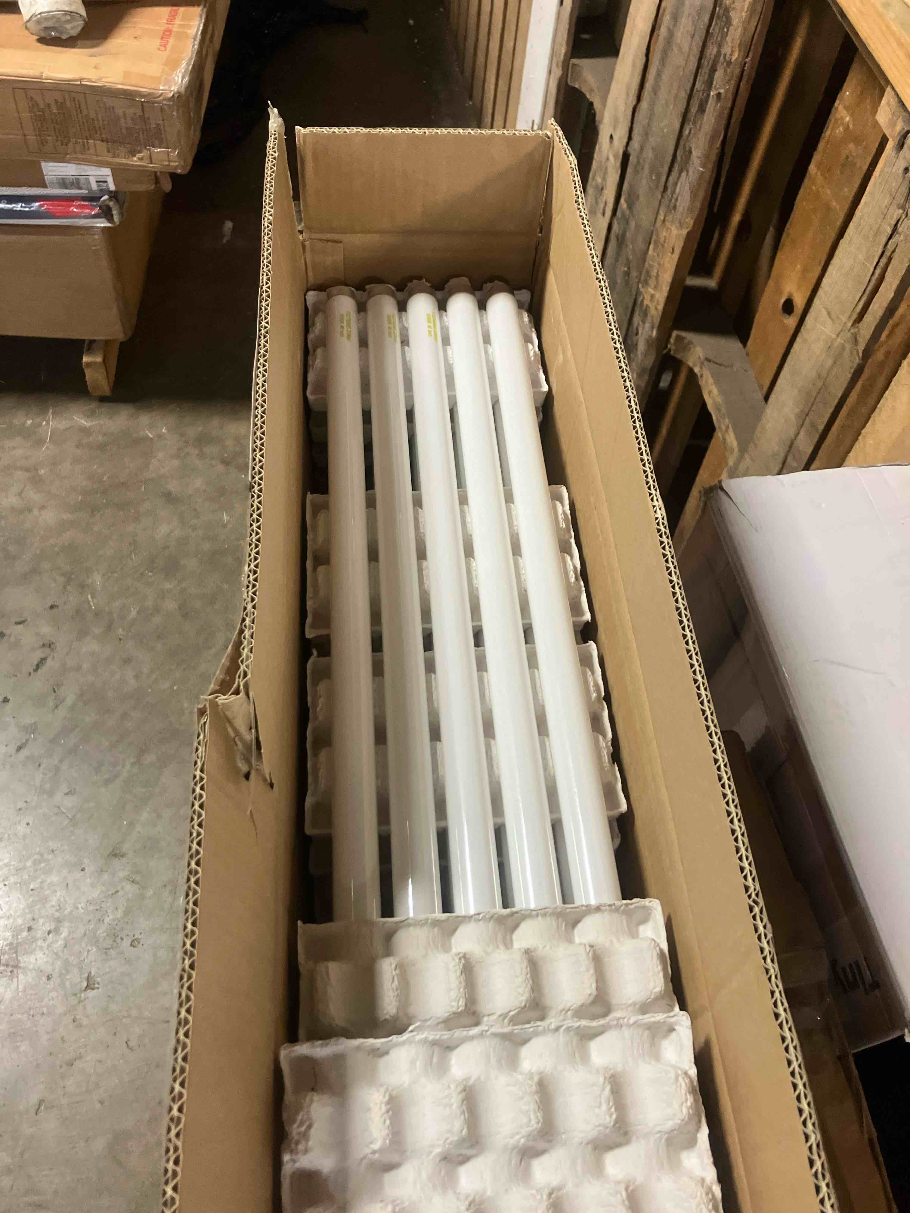 https://s3.amazonaws.com/lotting-images-prod/phillipi/PPE2342268_1752668209763.jpeg