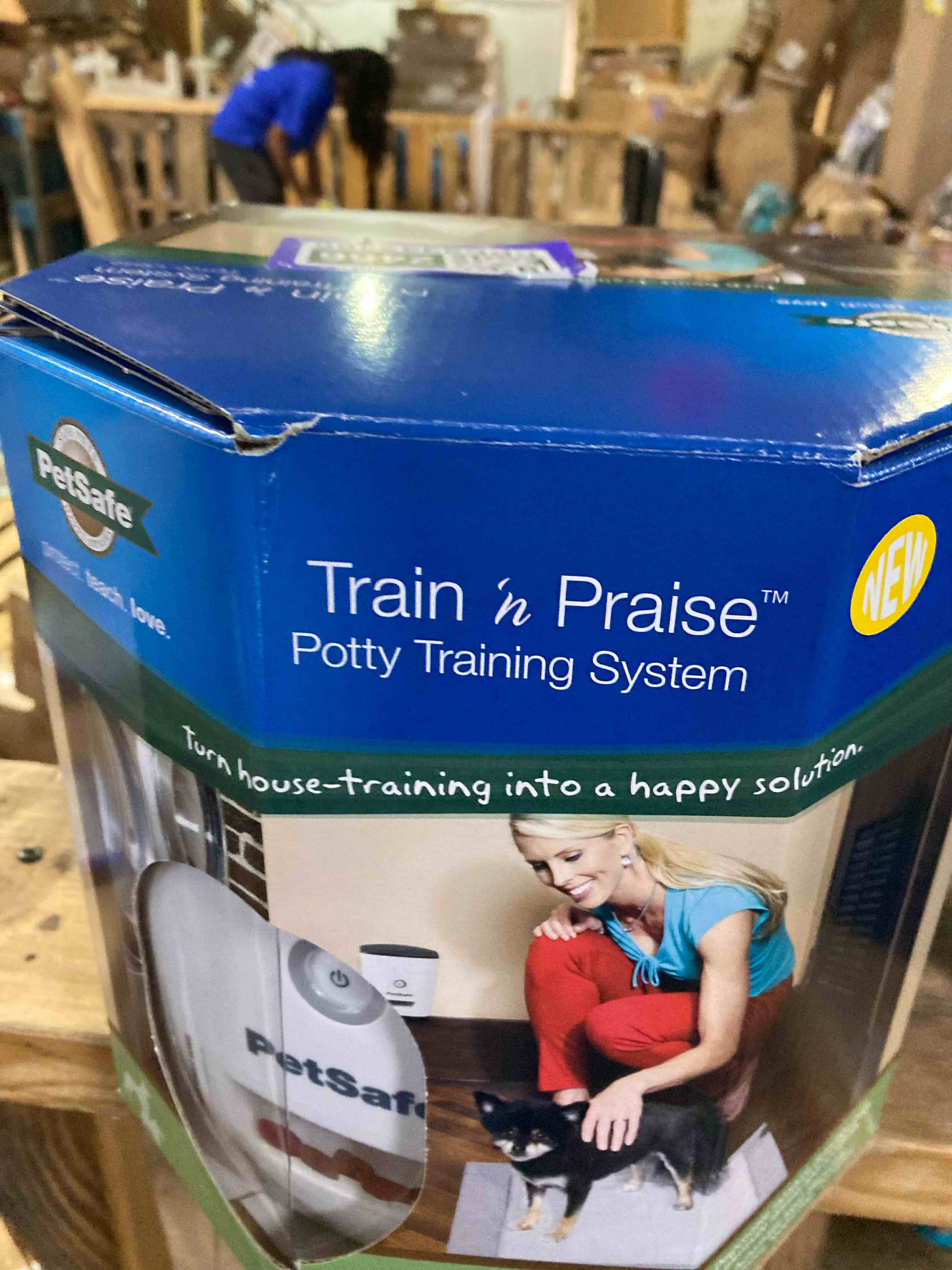 https://s3.amazonaws.com/lotting-images-prod/phillipi/PPE2342466_1752254429353.jpeg
