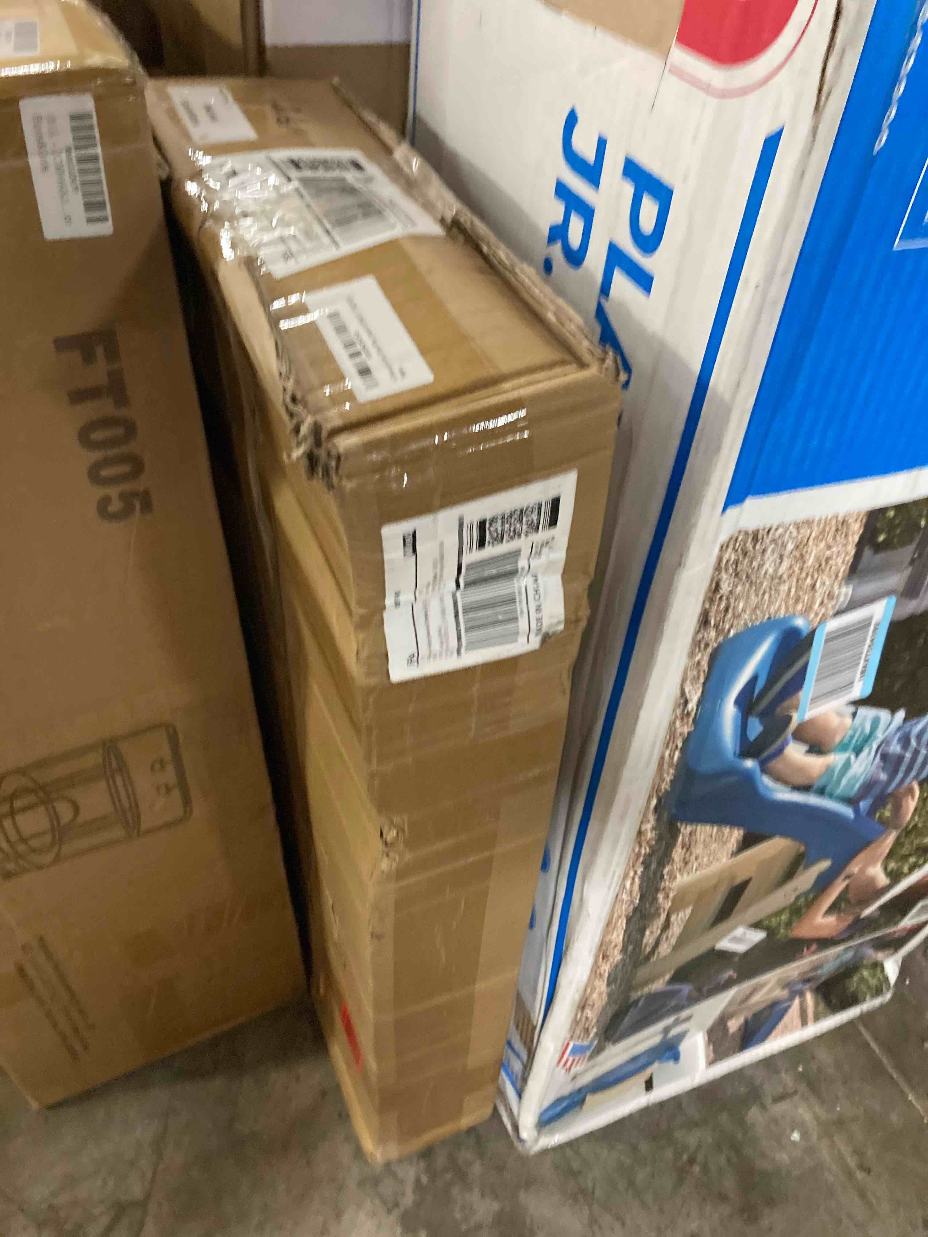 https://s3.amazonaws.com/lotting-images-prod/phillipi/PPE2342497_1752245832569.jpeg