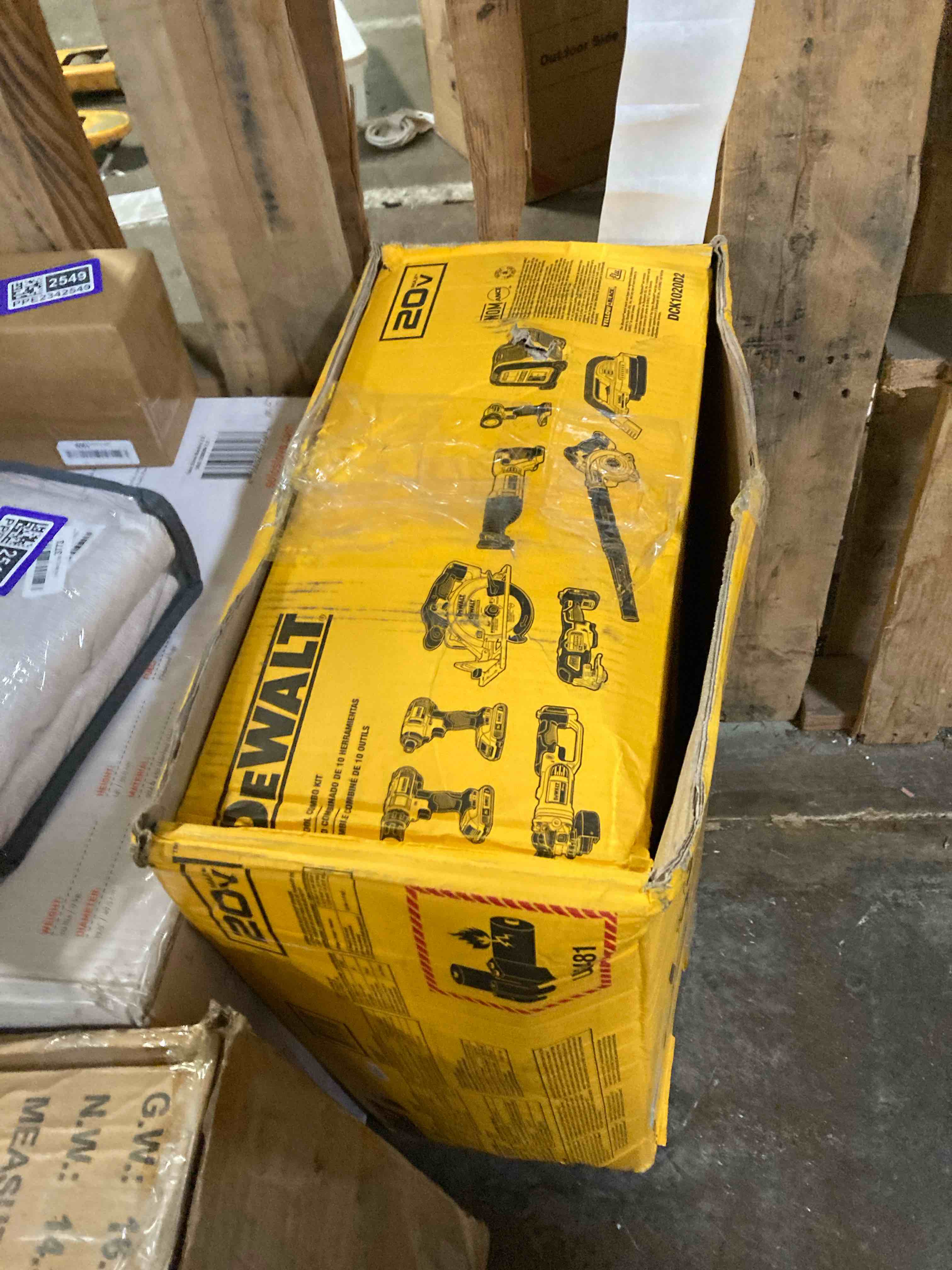 https://s3.amazonaws.com/lotting-images-prod/phillipi/PPE2342543_1752260826834.jpeg