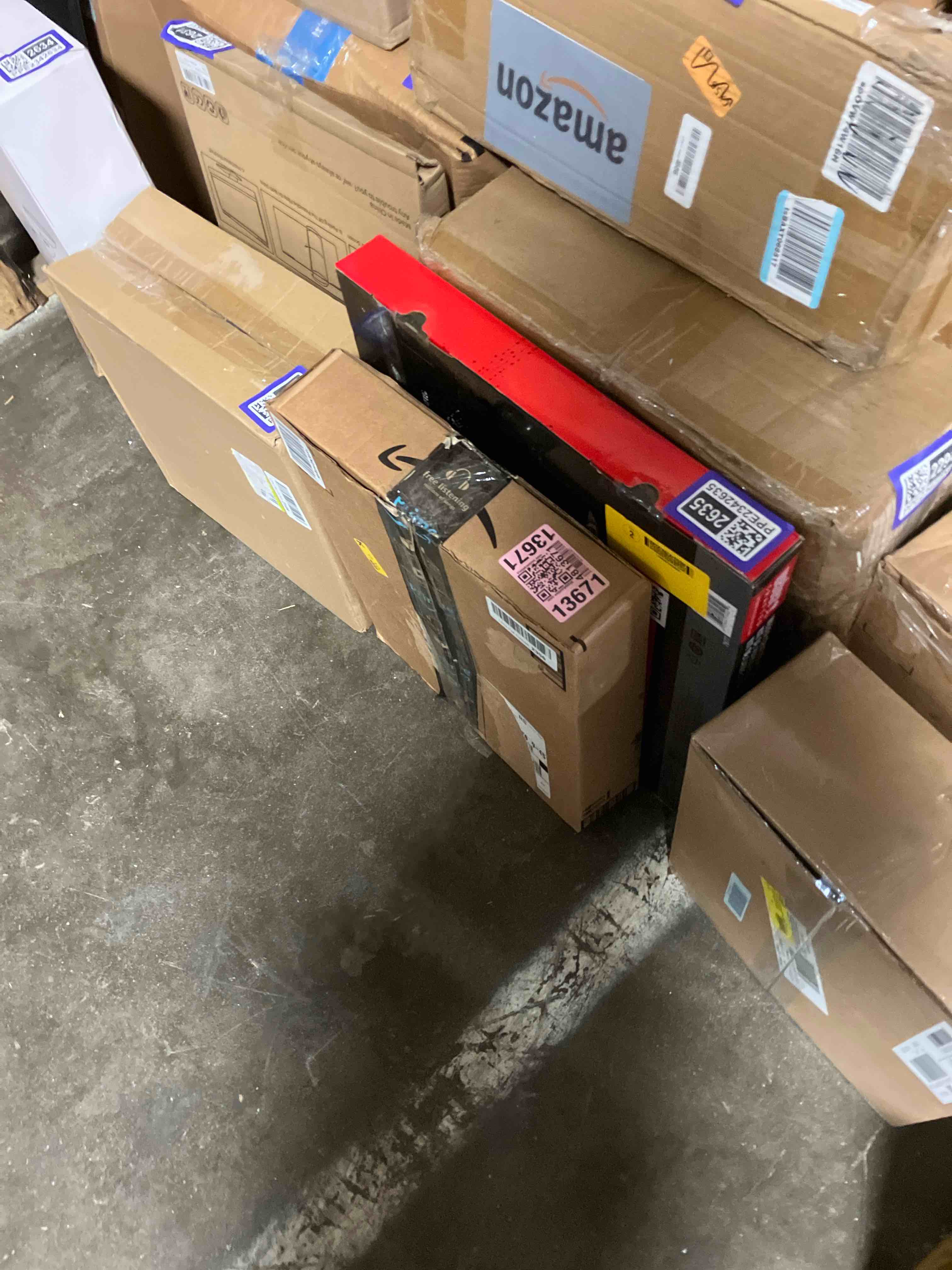 https://s3.amazonaws.com/lotting-images-prod/phillipi/PPE2342629_1752262792528.jpeg