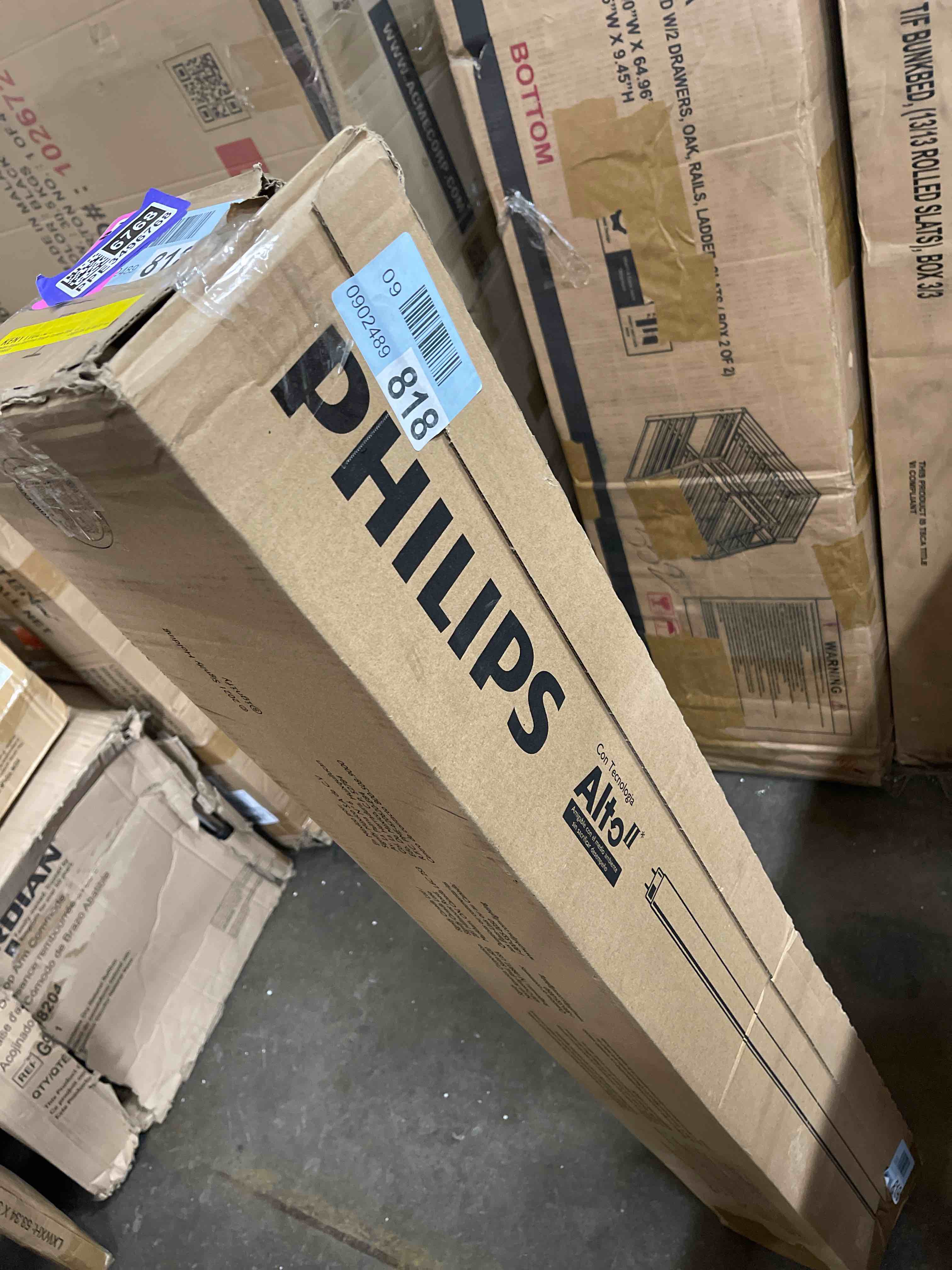 https://s3.amazonaws.com/lotting-images-prod/phillipi/PPE2342894_1752583318237.jpeg