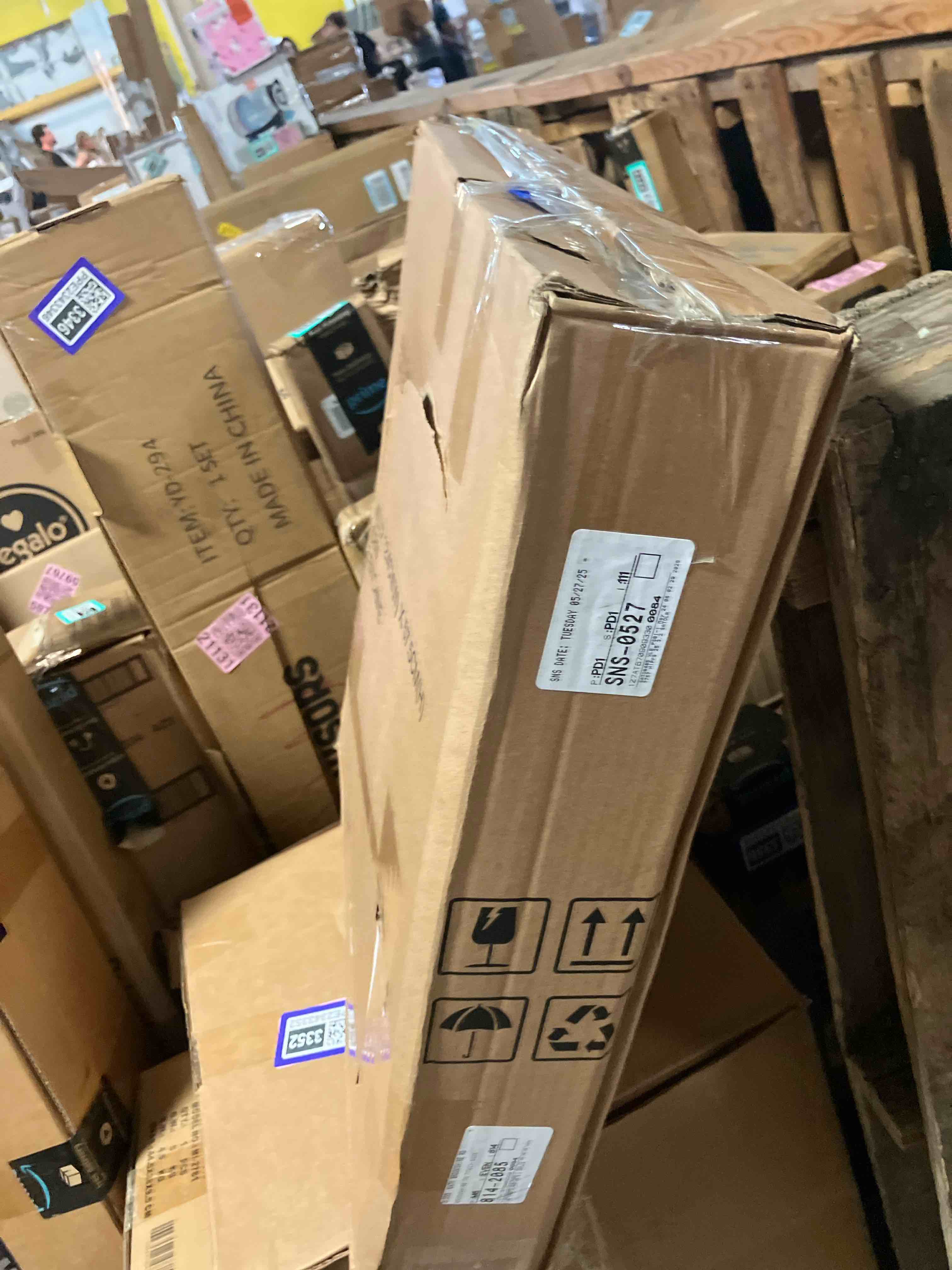https://s3.amazonaws.com/lotting-images-prod/phillipi/PPE2343357_1752783291377.jpeg