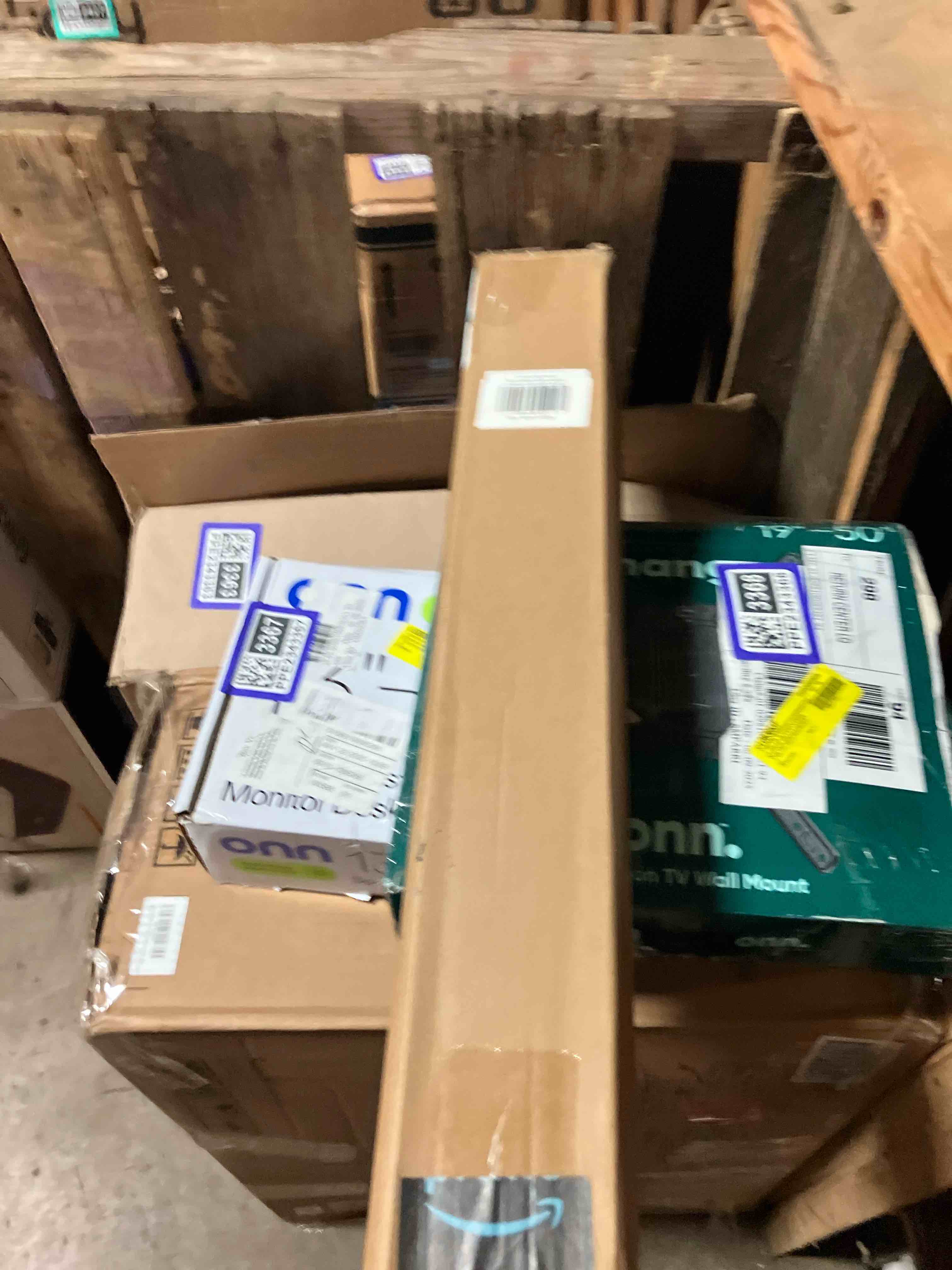 https://s3.amazonaws.com/lotting-images-prod/phillipi/PPE2343369_1752784120690.jpeg