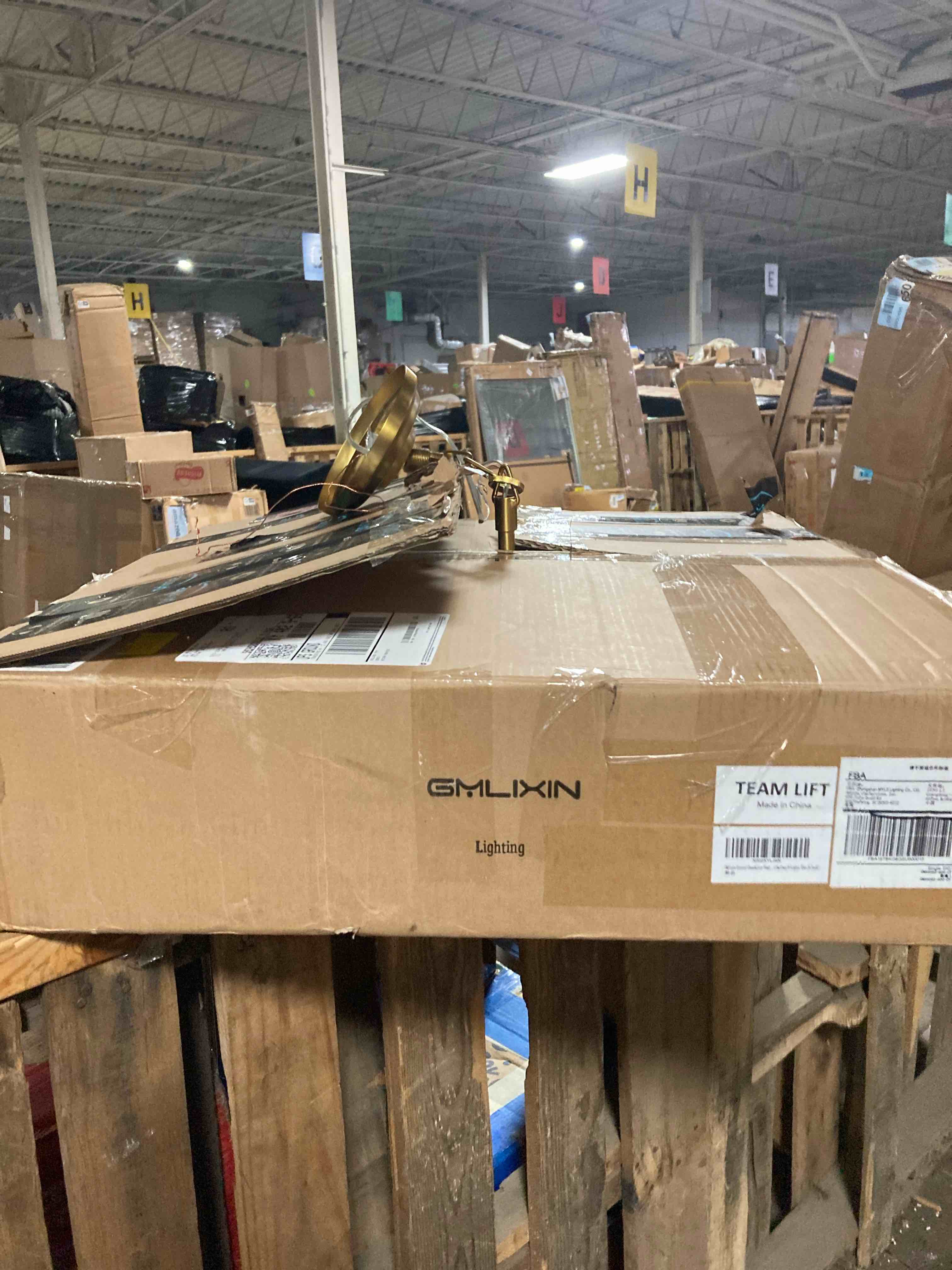 https://s3.amazonaws.com/lotting-images-prod/phillipi/PPE2343398_1752843356820.jpeg