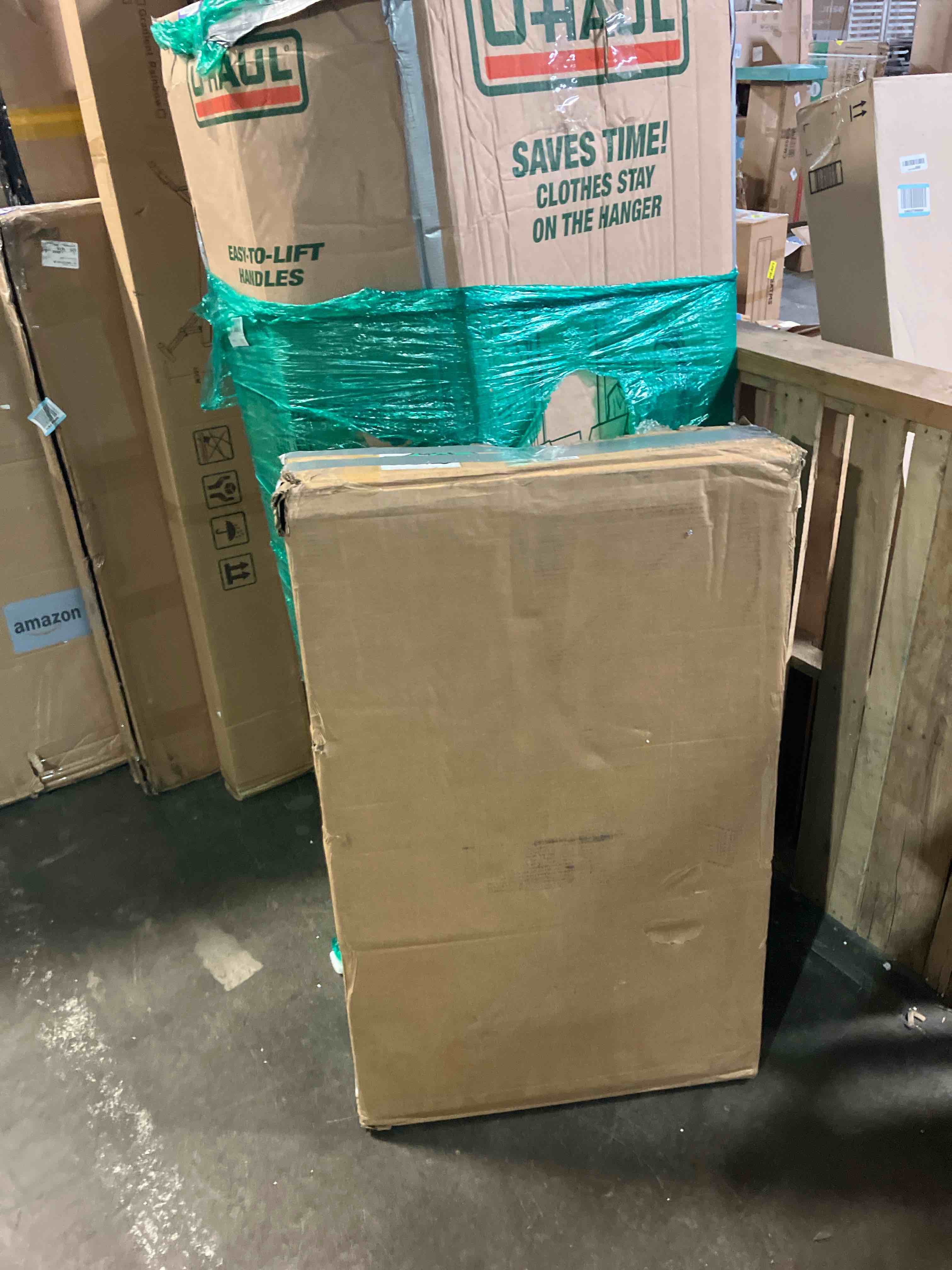 https://s3.amazonaws.com/lotting-images-prod/phillipi/PPE2343660_1752859413162.jpeg