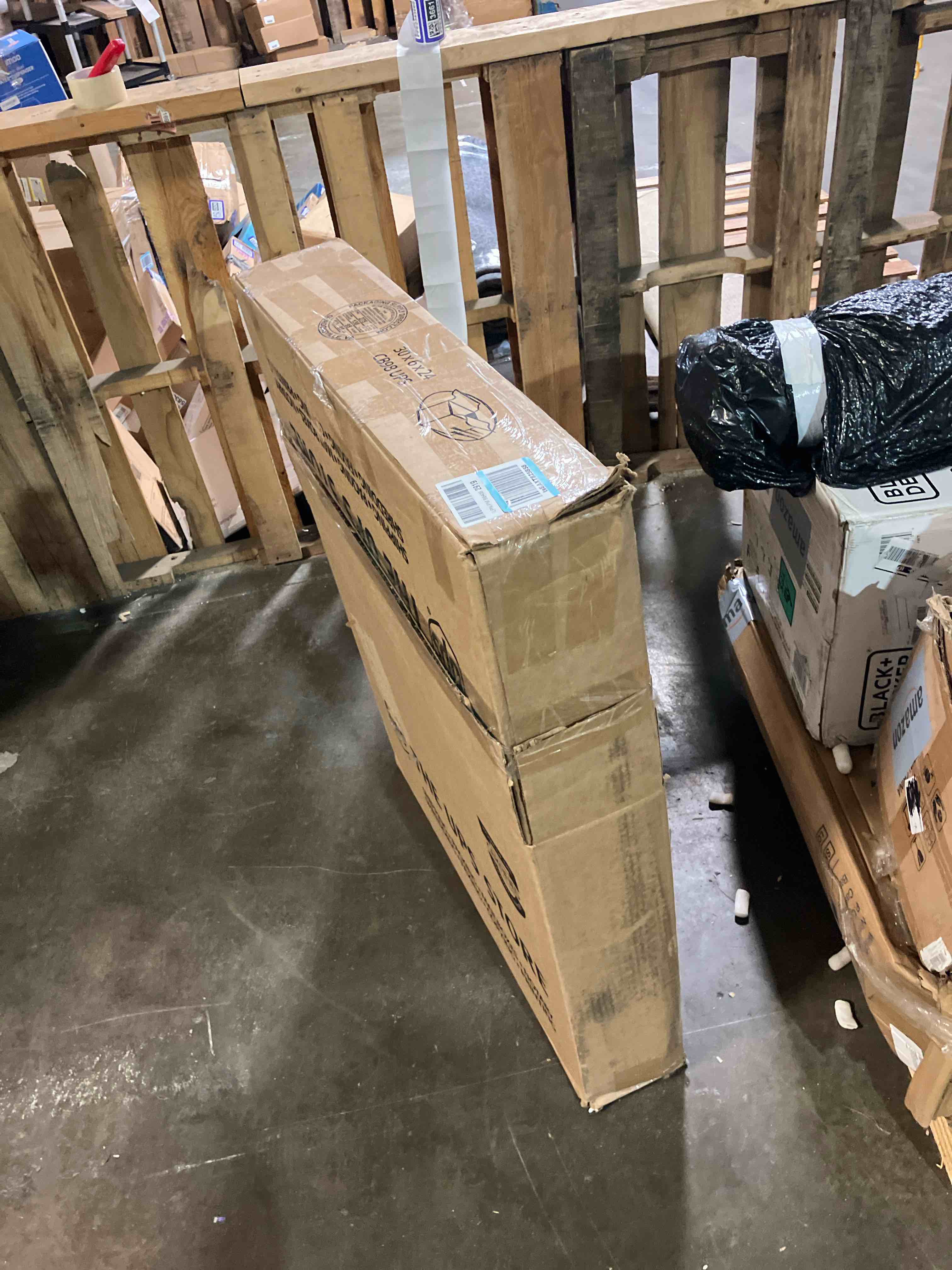 https://s3.amazonaws.com/lotting-images-prod/phillipi/PPE2343661_1752858938700.jpeg